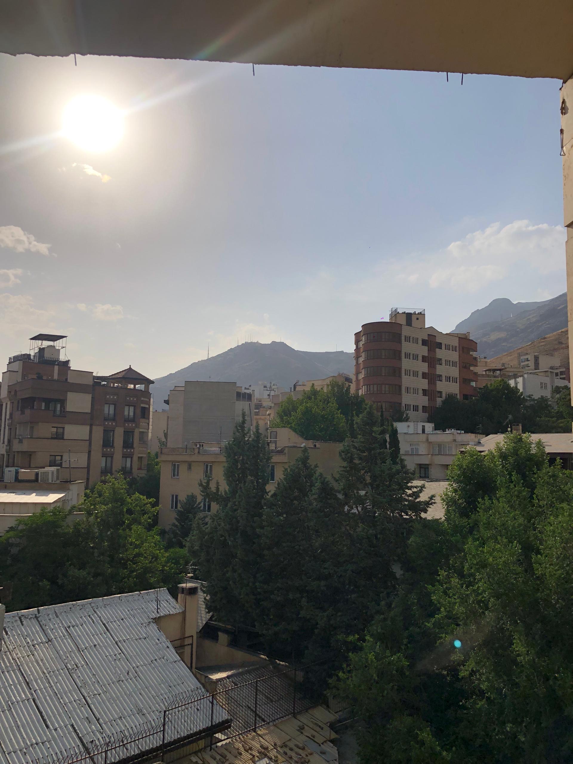 اجاره آپارتمان 115 متر آجودانیه حیاط مشجر‌