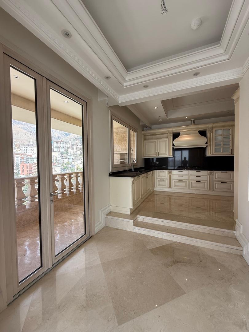 فروش آپارتمان 230 متر نیاوران برج برند فول مشاعات