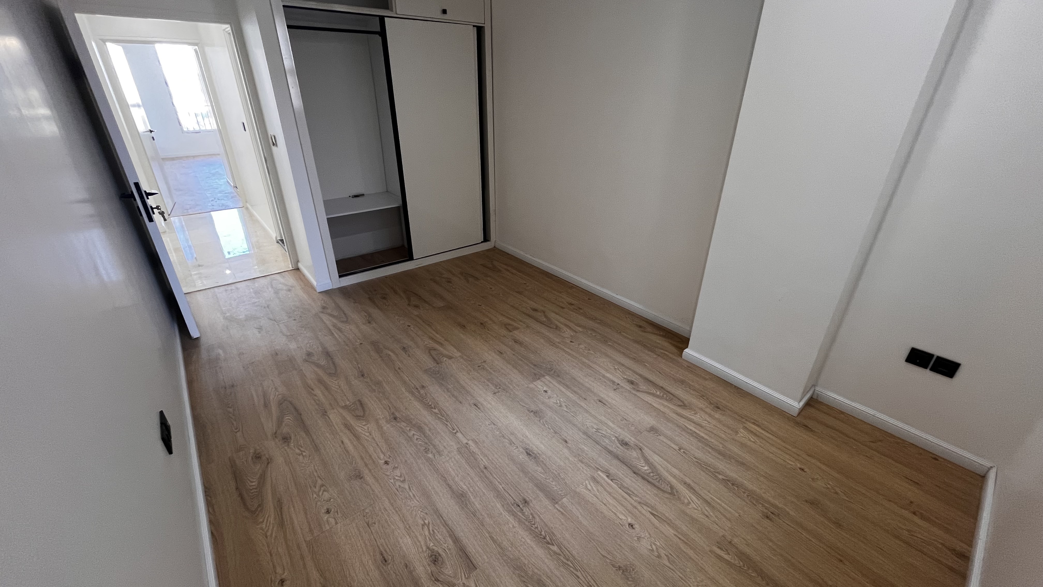 اجاره آپارتمان 120متر هروی فول امکانات