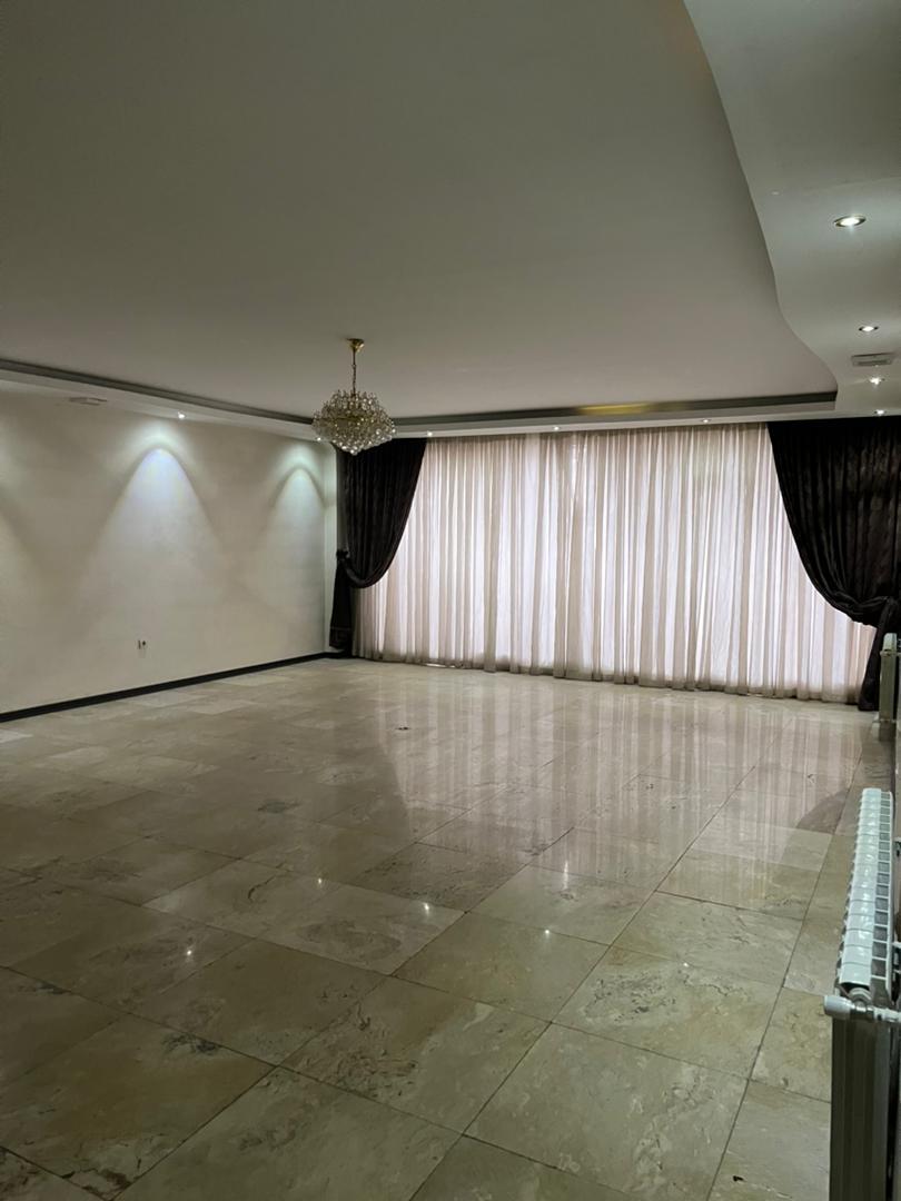 فروش آپارتمان 114 متر کاشانک 8 ساله