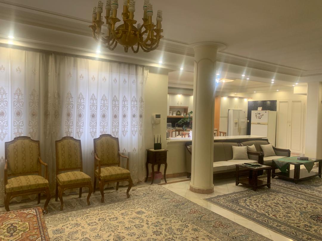 فروش آپارتمان 205 متر پاسداران بوستان 2 جهت نور مستقیم