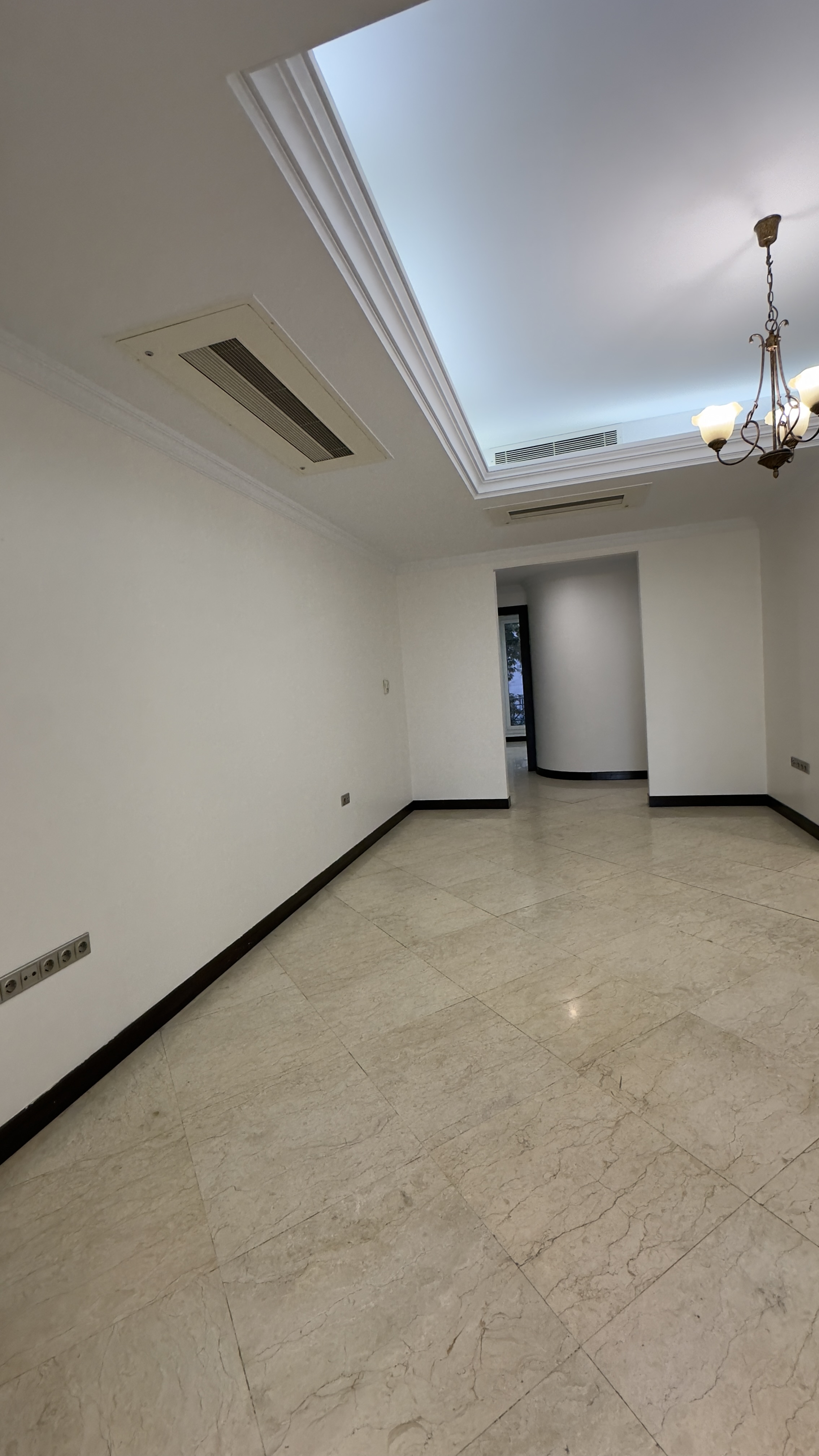 اجاره آپارتمان 180 متر‌ نیاوران 3 خواب شمال کاخ