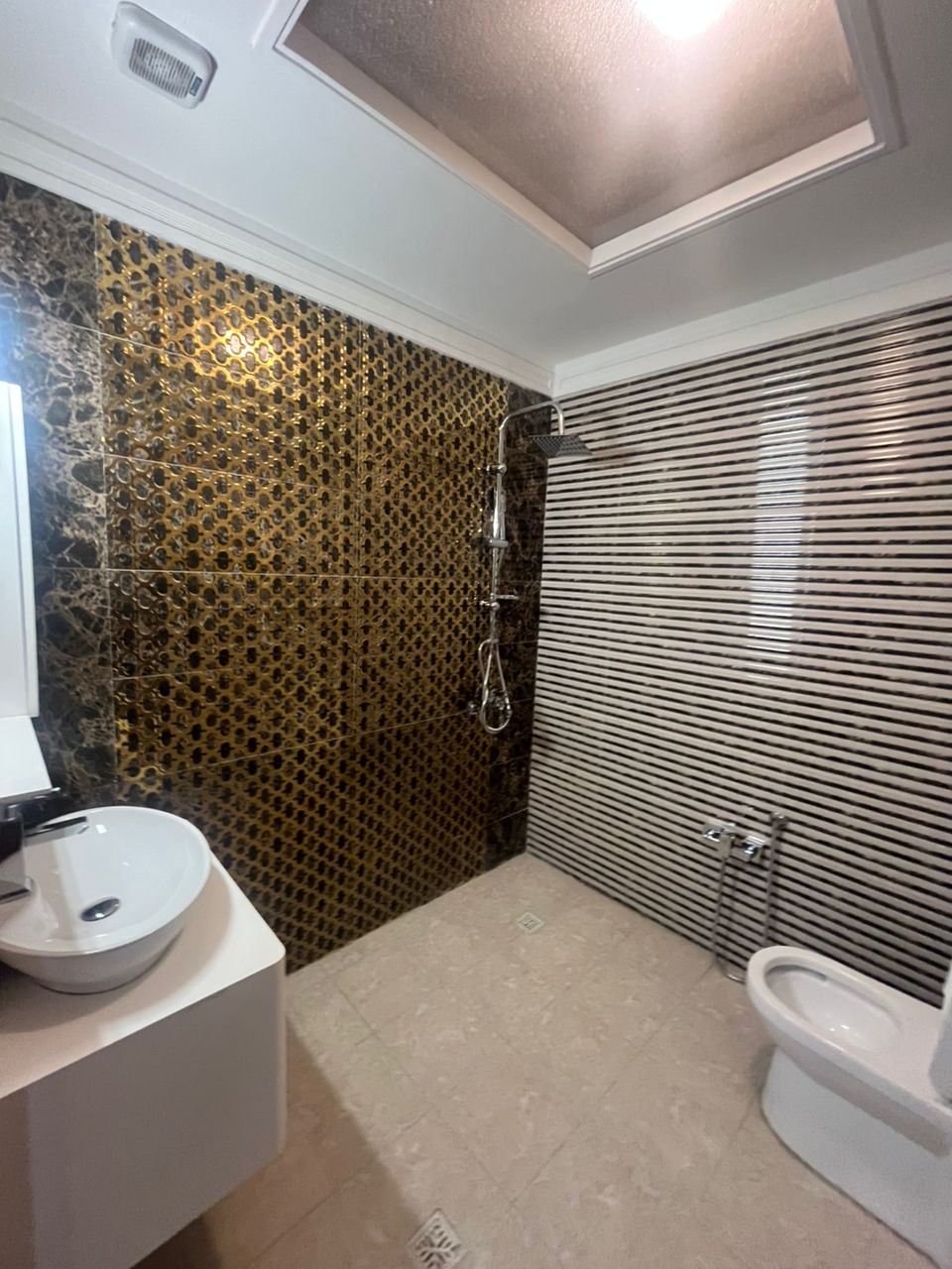 اجاره آپارتمان 305متر هروی فول امکانات