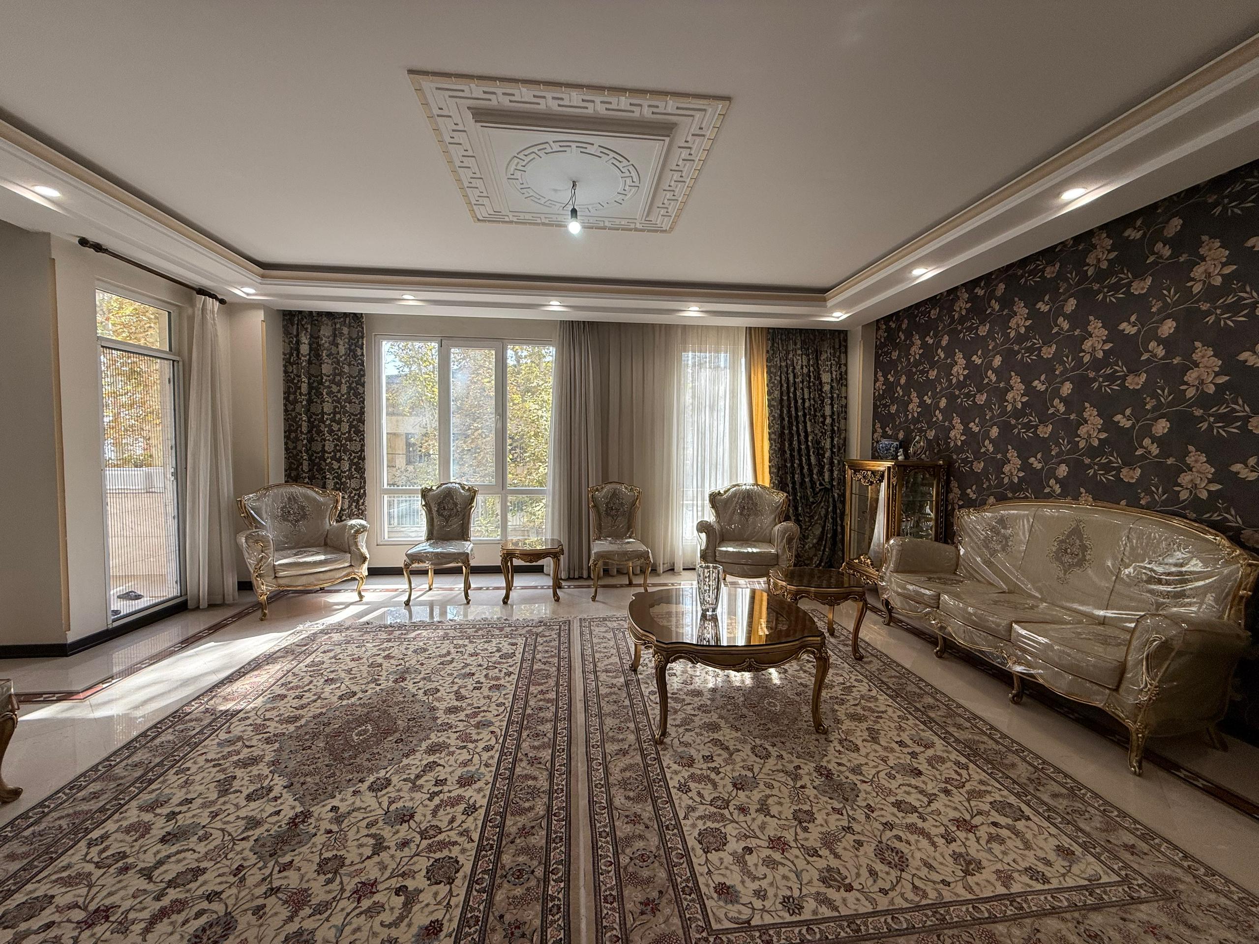 فروش آپارتمان 256 متر دروس