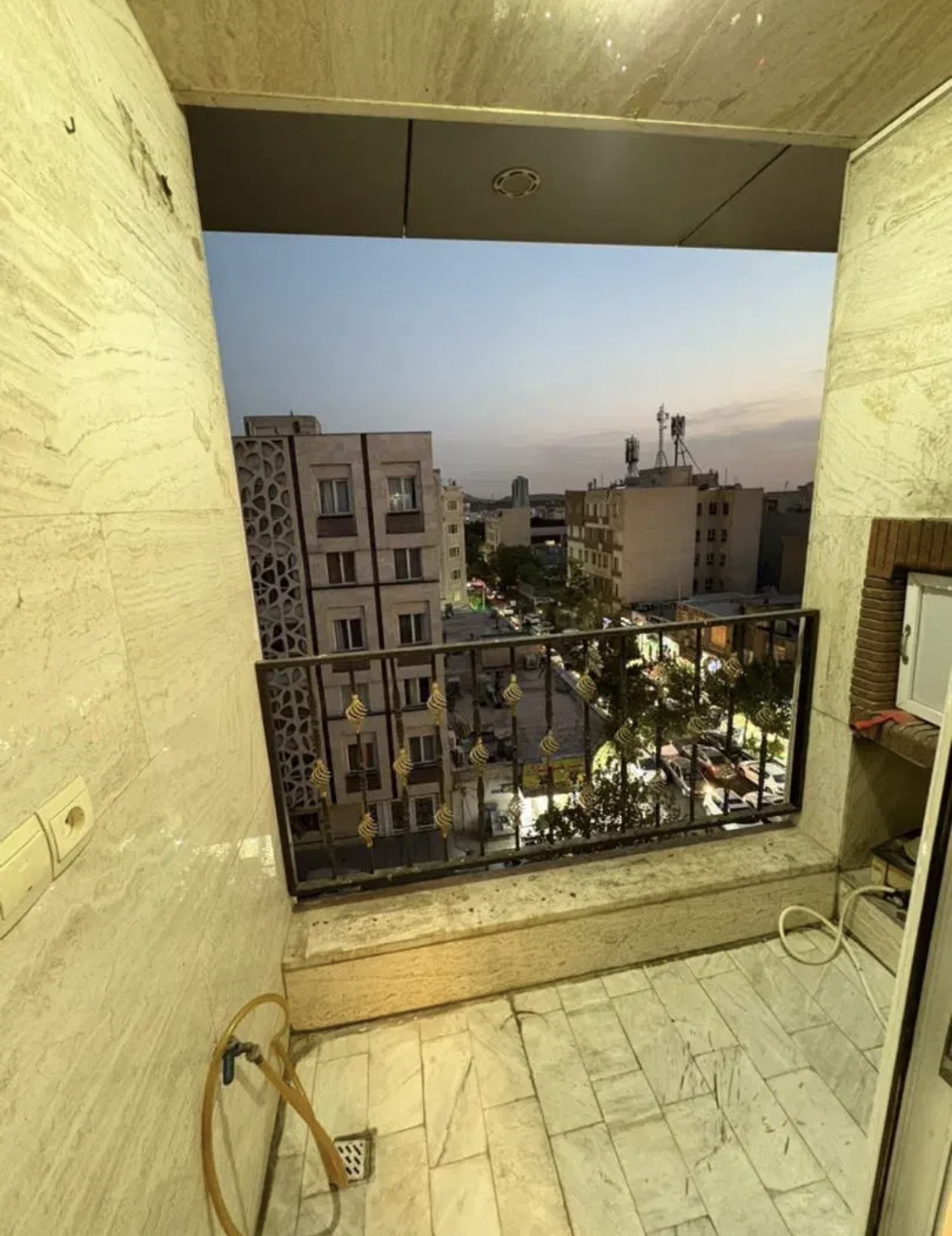 120متر جهانتاب فول بازسازی  نور جنوب