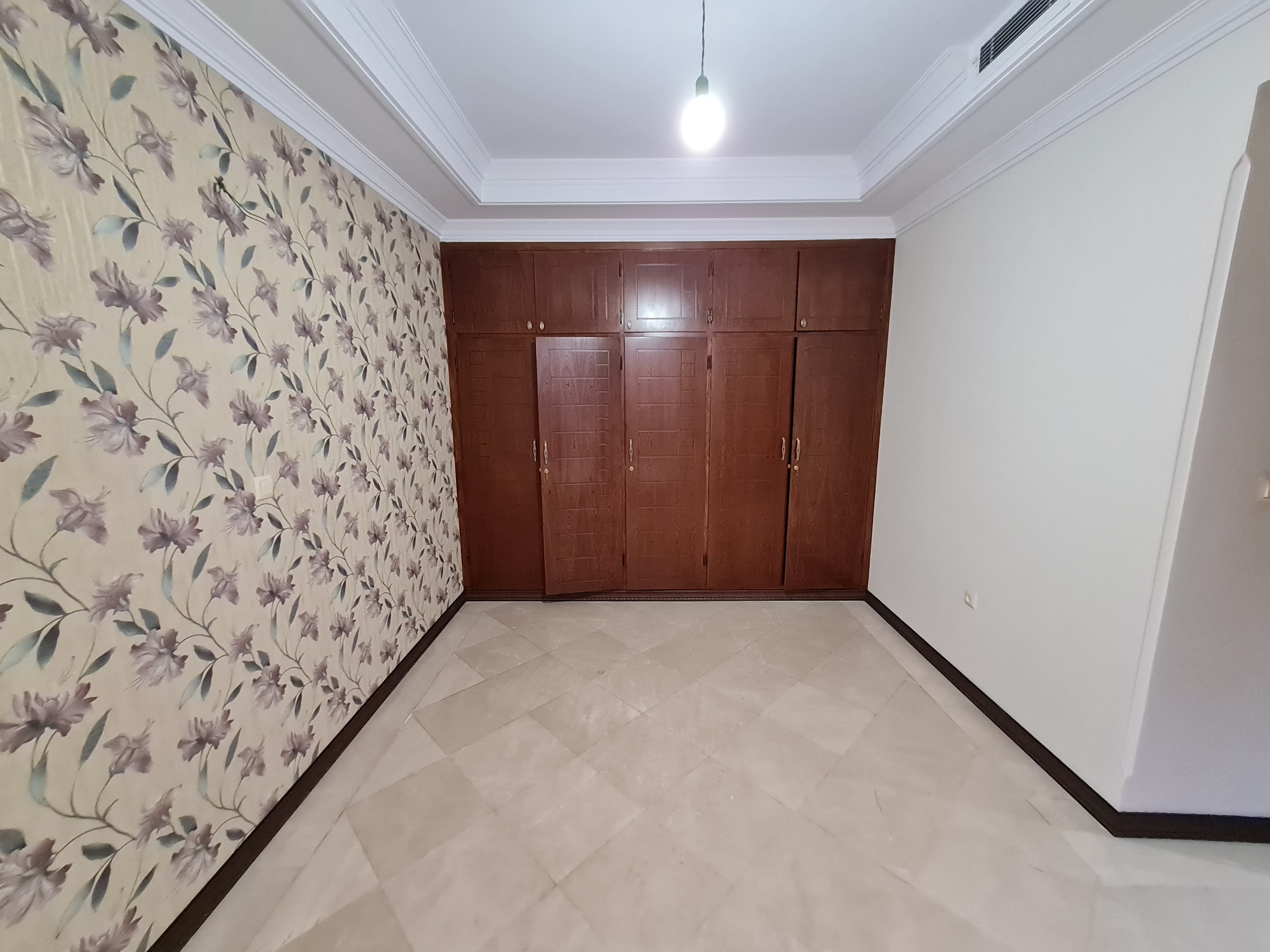 فروش آپارتمان 95 متر فرمانیه غربی تاپ لوکیشن