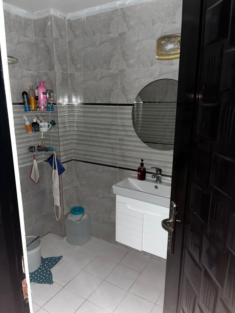 آپارتمان 105 متر اختیاریه 2 خواب