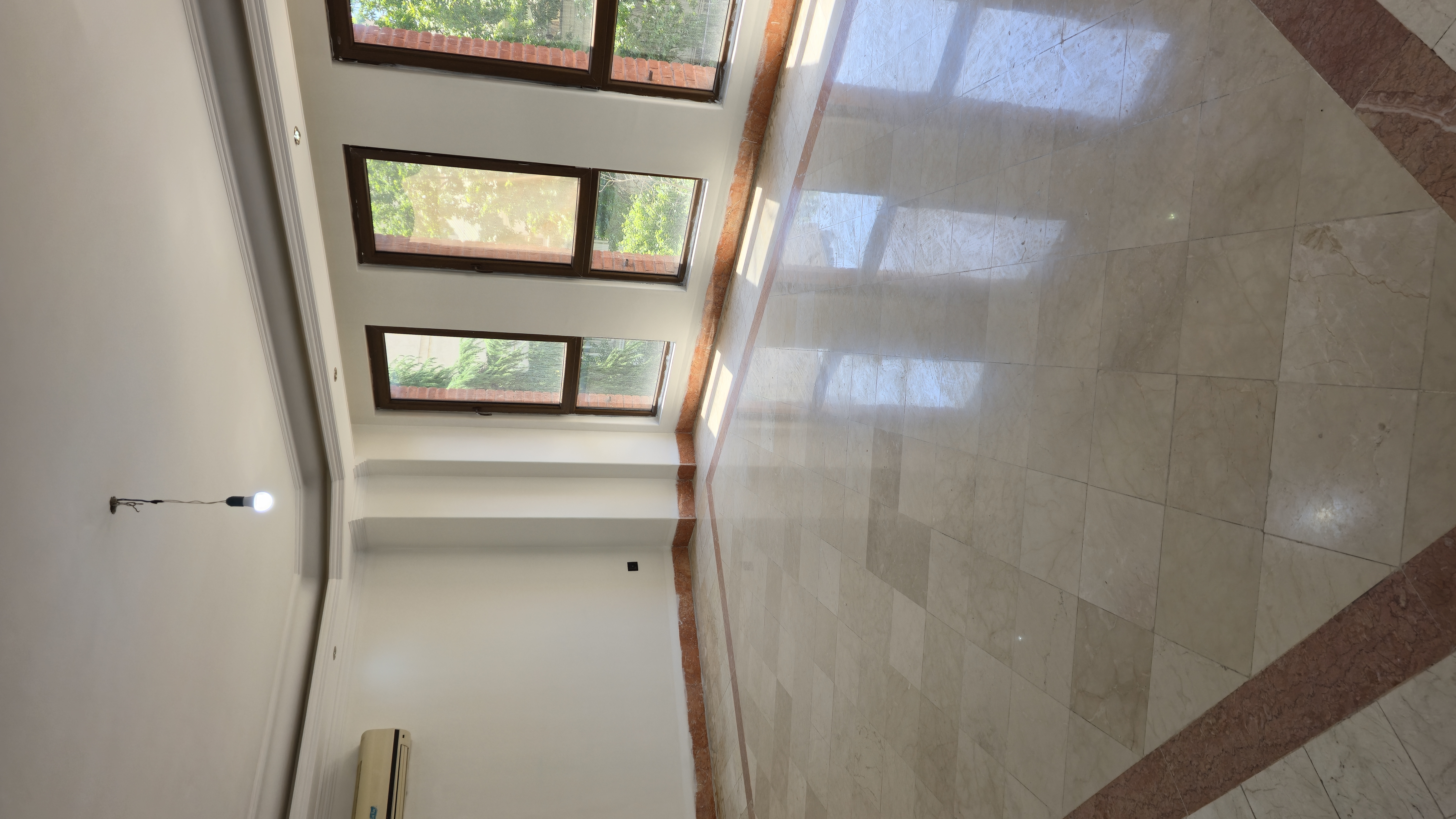 فروش 138 متر آپارتمان جهانتاب نورگیر مستقیم