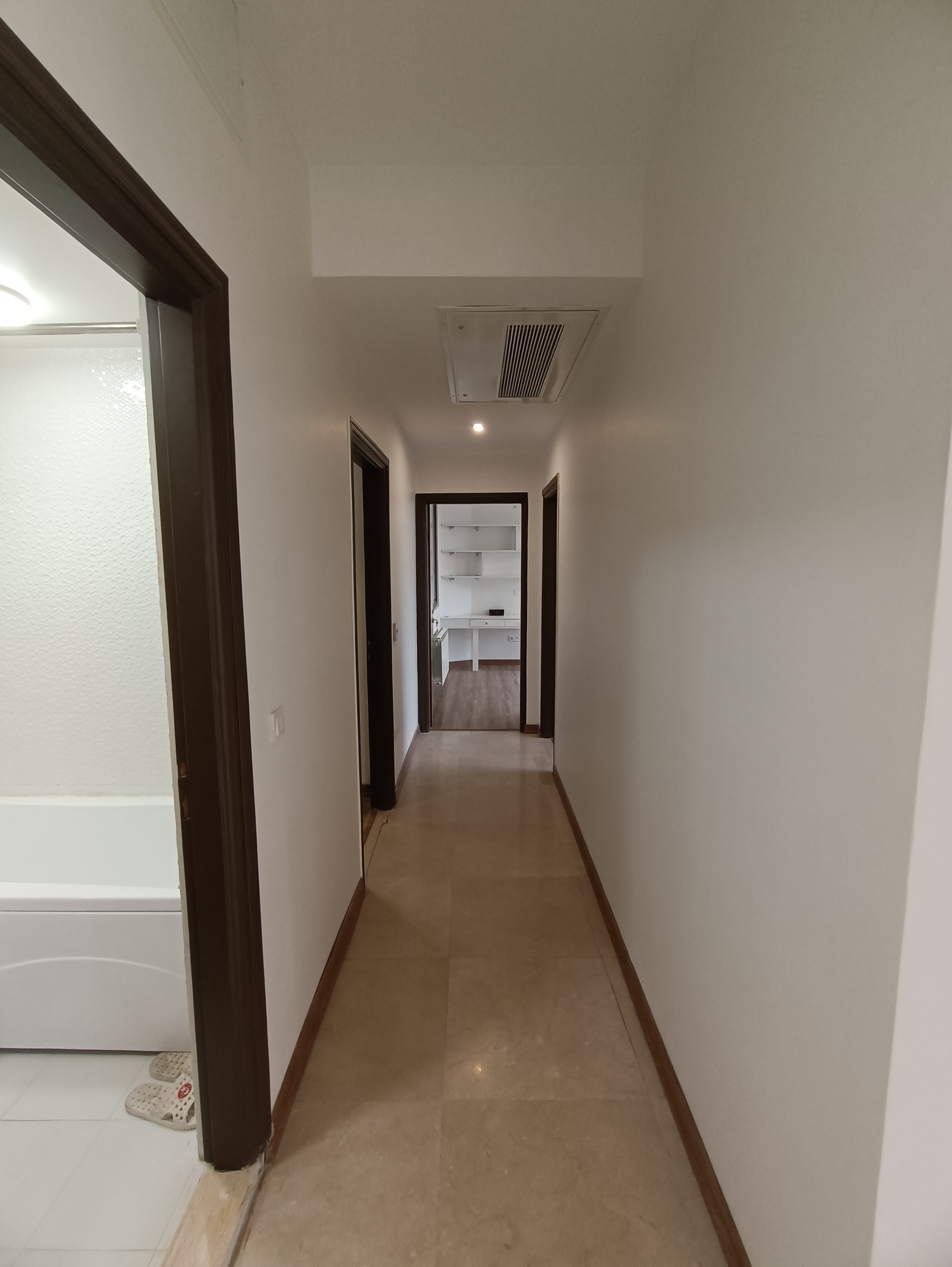 168متر مربع،3خواب