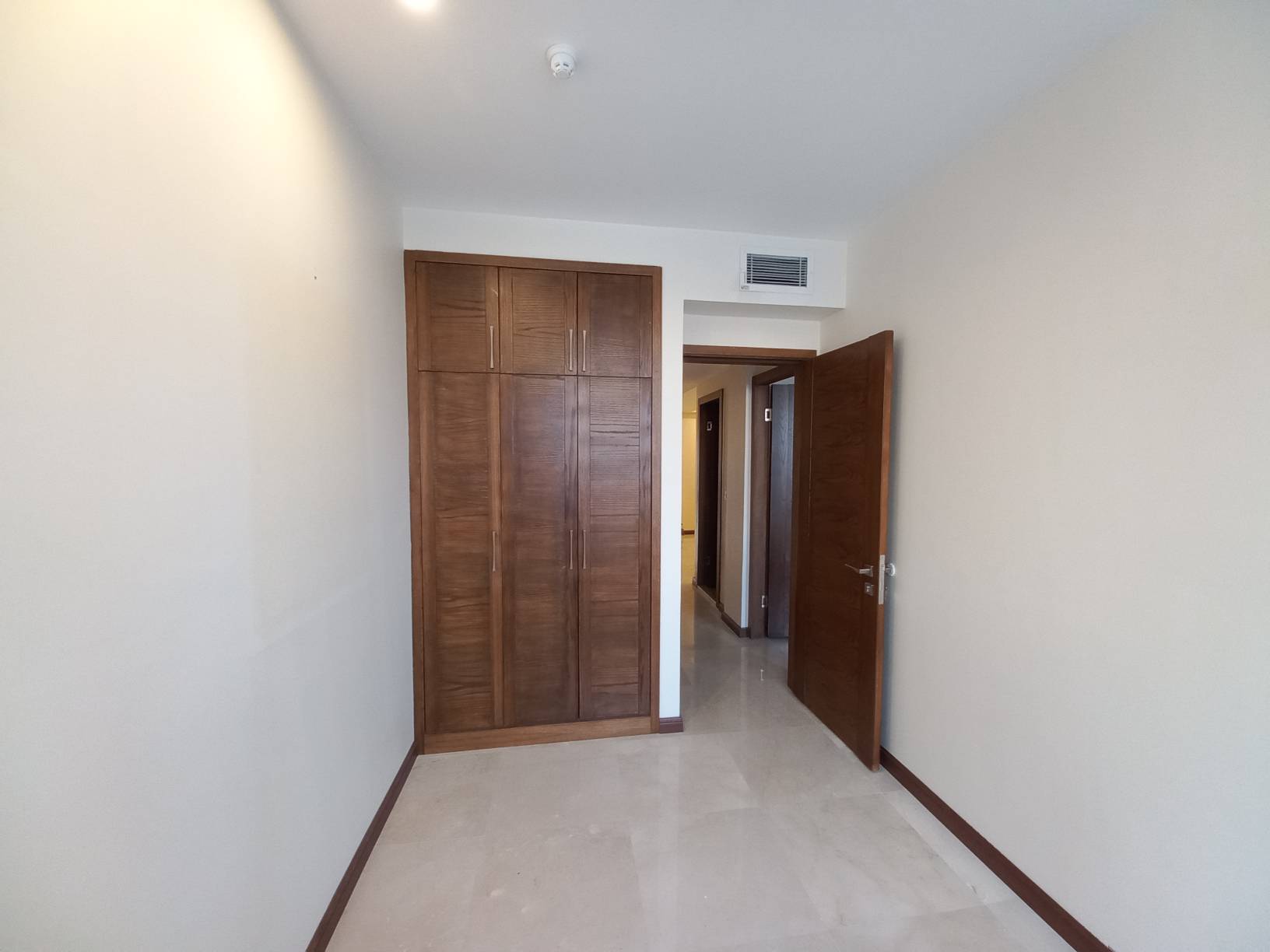 فروش آپارتمان 95 متر فرمانیه غربی تاپ لوکیشن