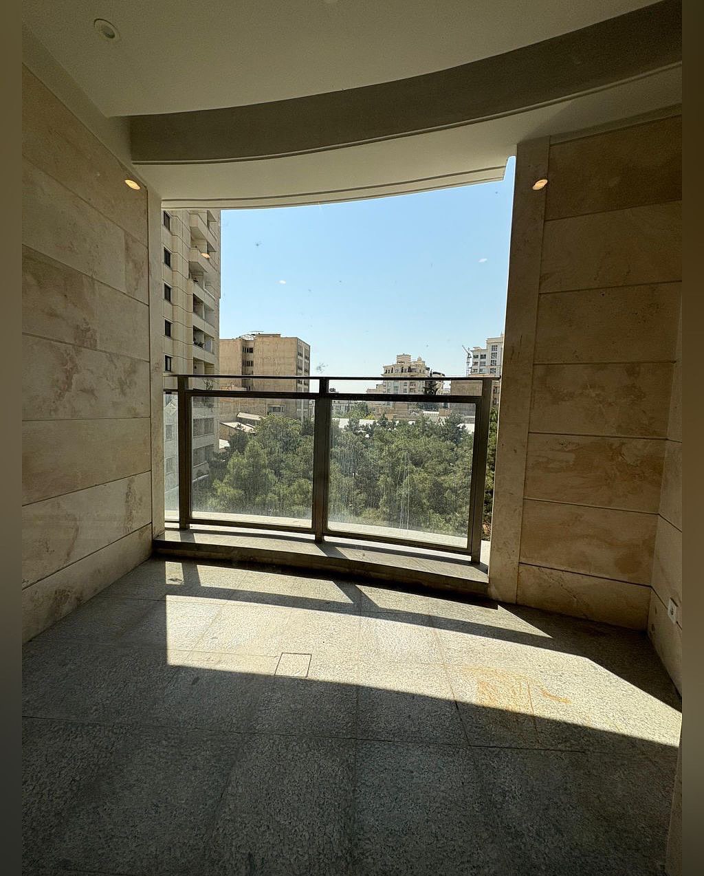 اجاره آپارتمان 230 متر نیاوران