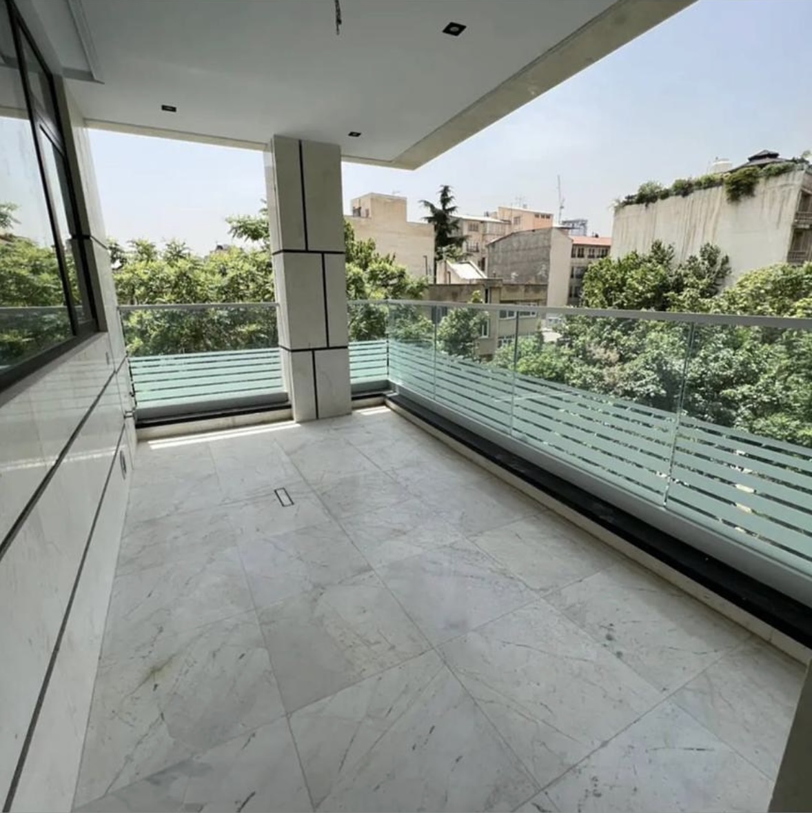 فروش آپارتمان 120متر دولت  نوساز خوش نقشه عرق در نور