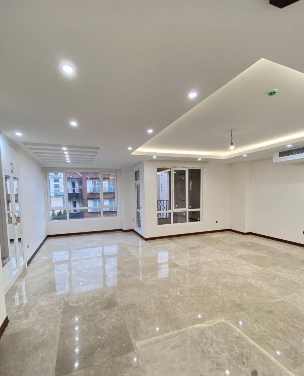 اپارتمان170متری سه خواب نوساز