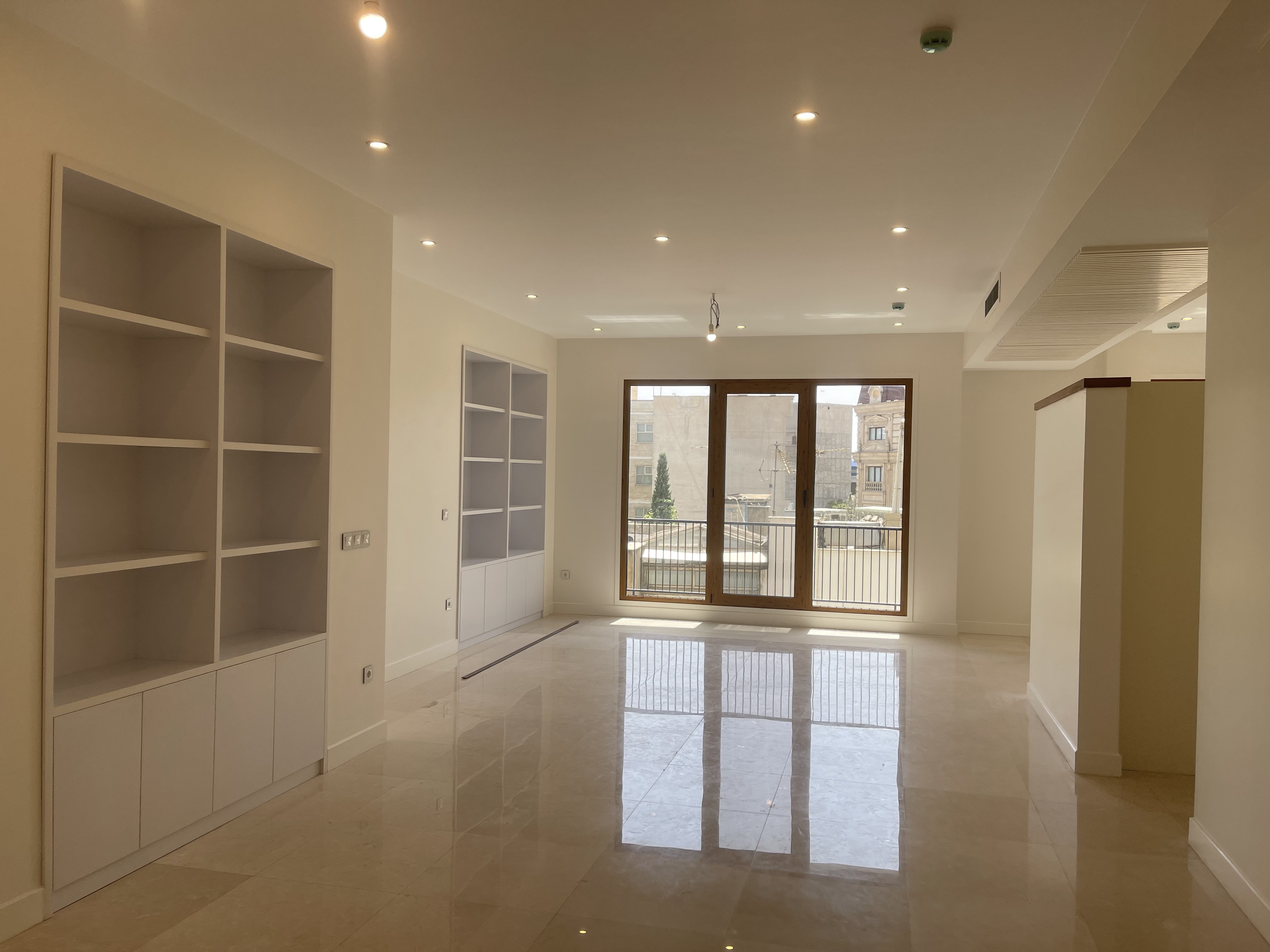 فروش آپارتمان 110متر فرمانیه فول امکانات