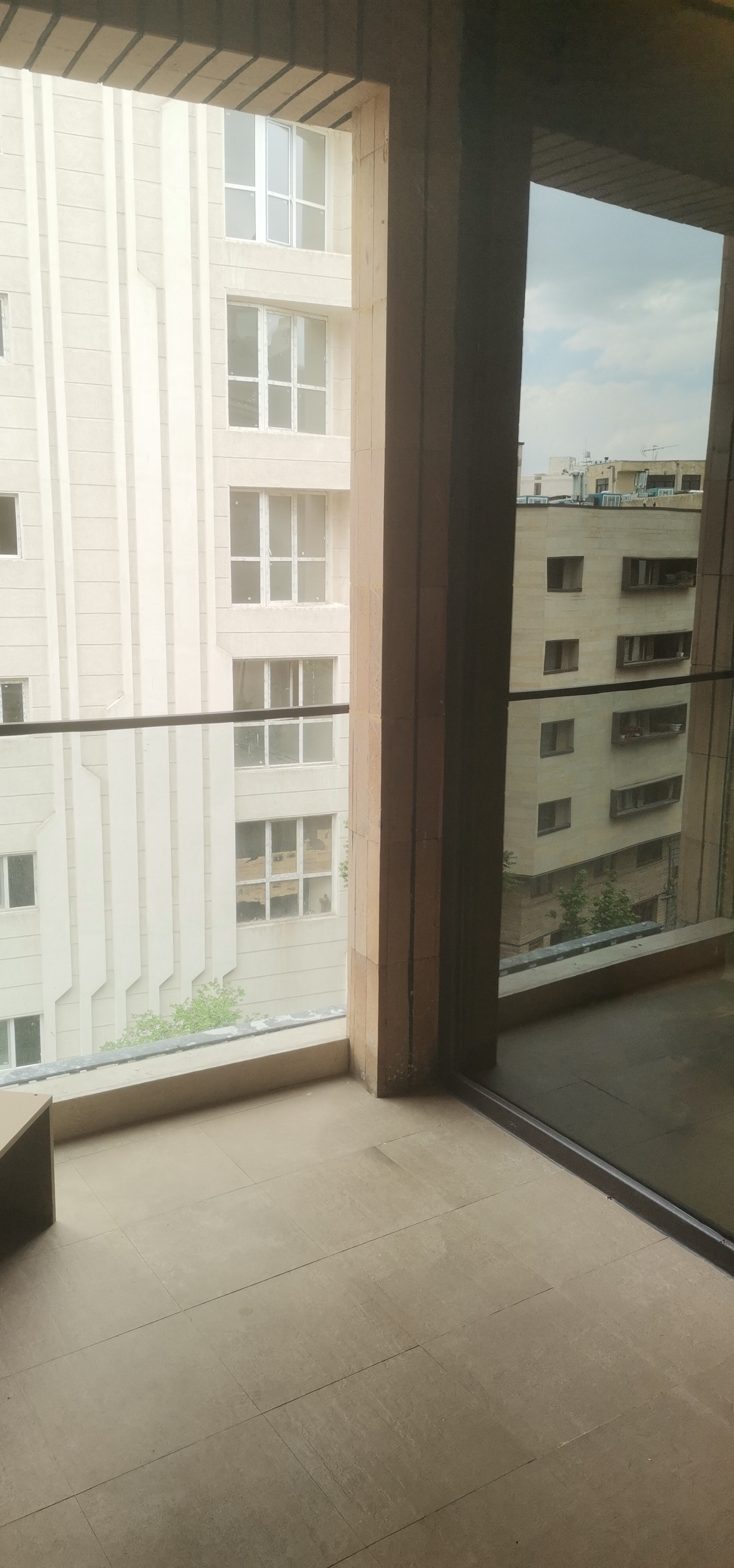 اجاره آپارتمان 200 متر نیاوارن تاپ لوکیشن