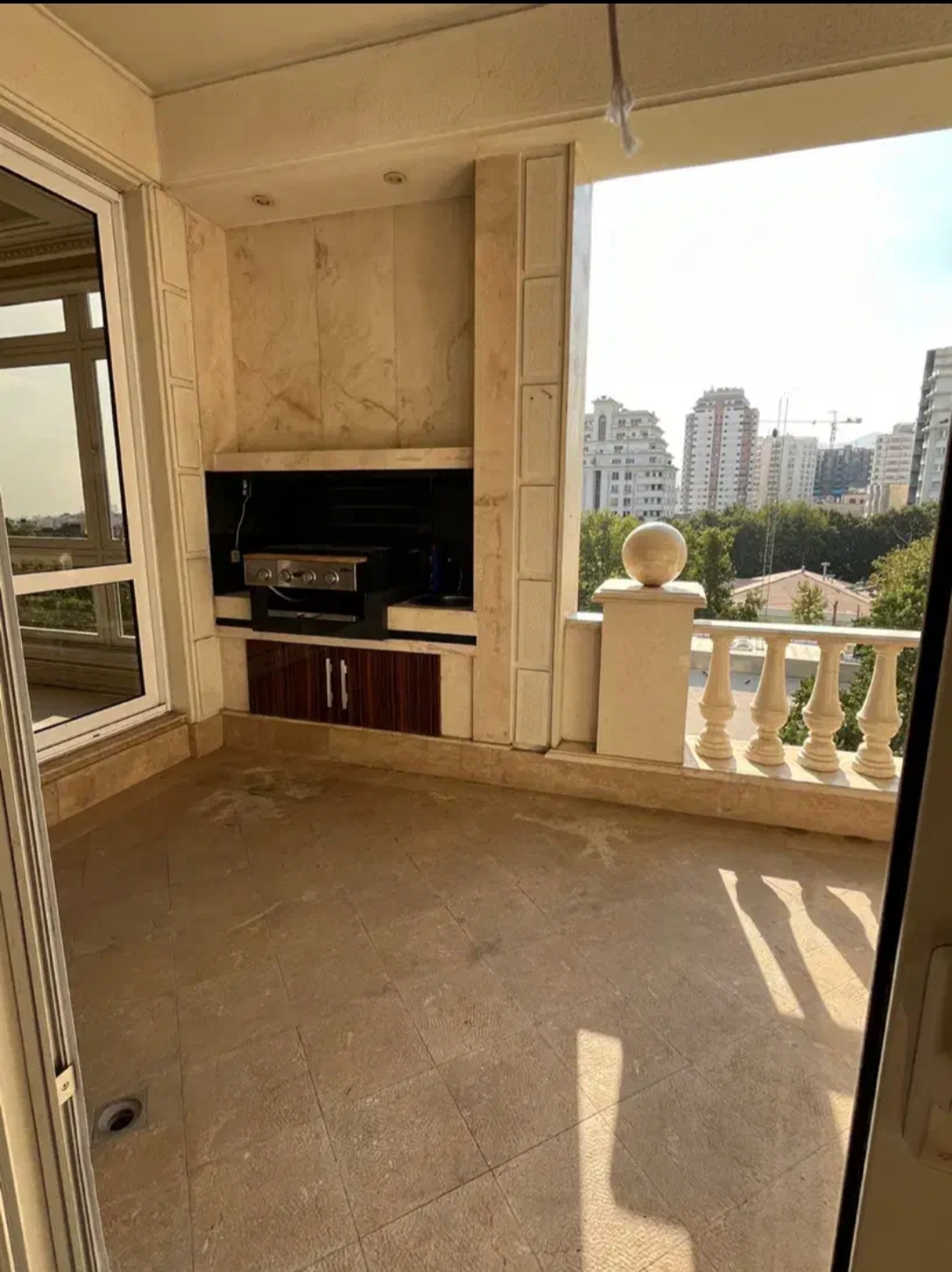 اجاره آپارتمان 220متر نیاوران فول مشاعات تاپ لوکیشن