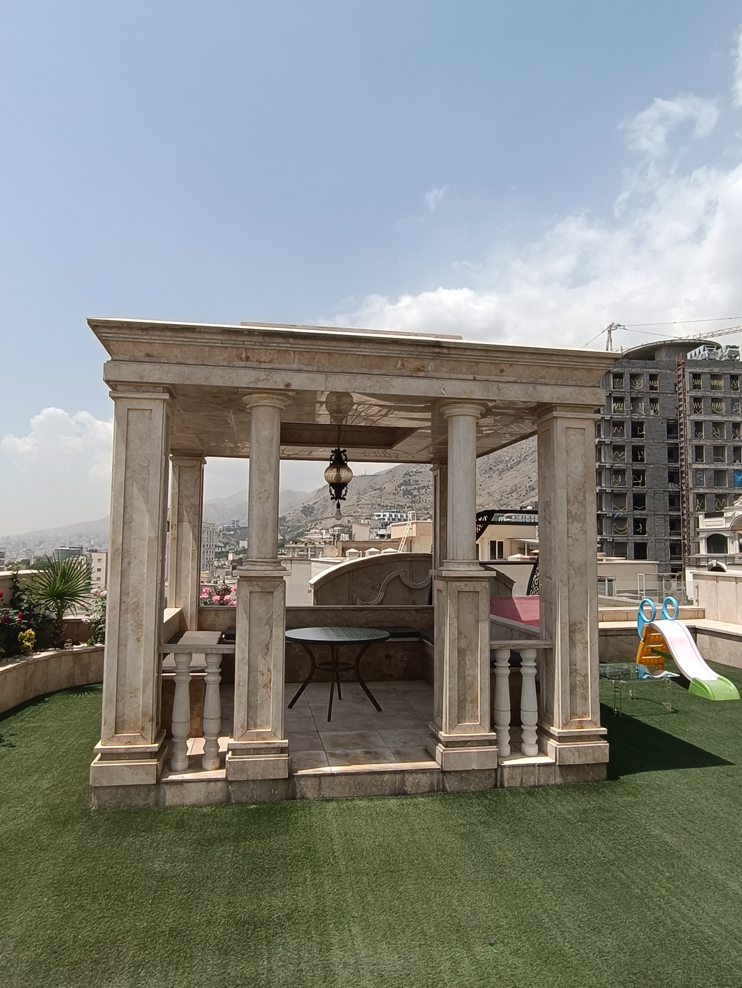 اجاره  آپارتمان 230متر نیاوران