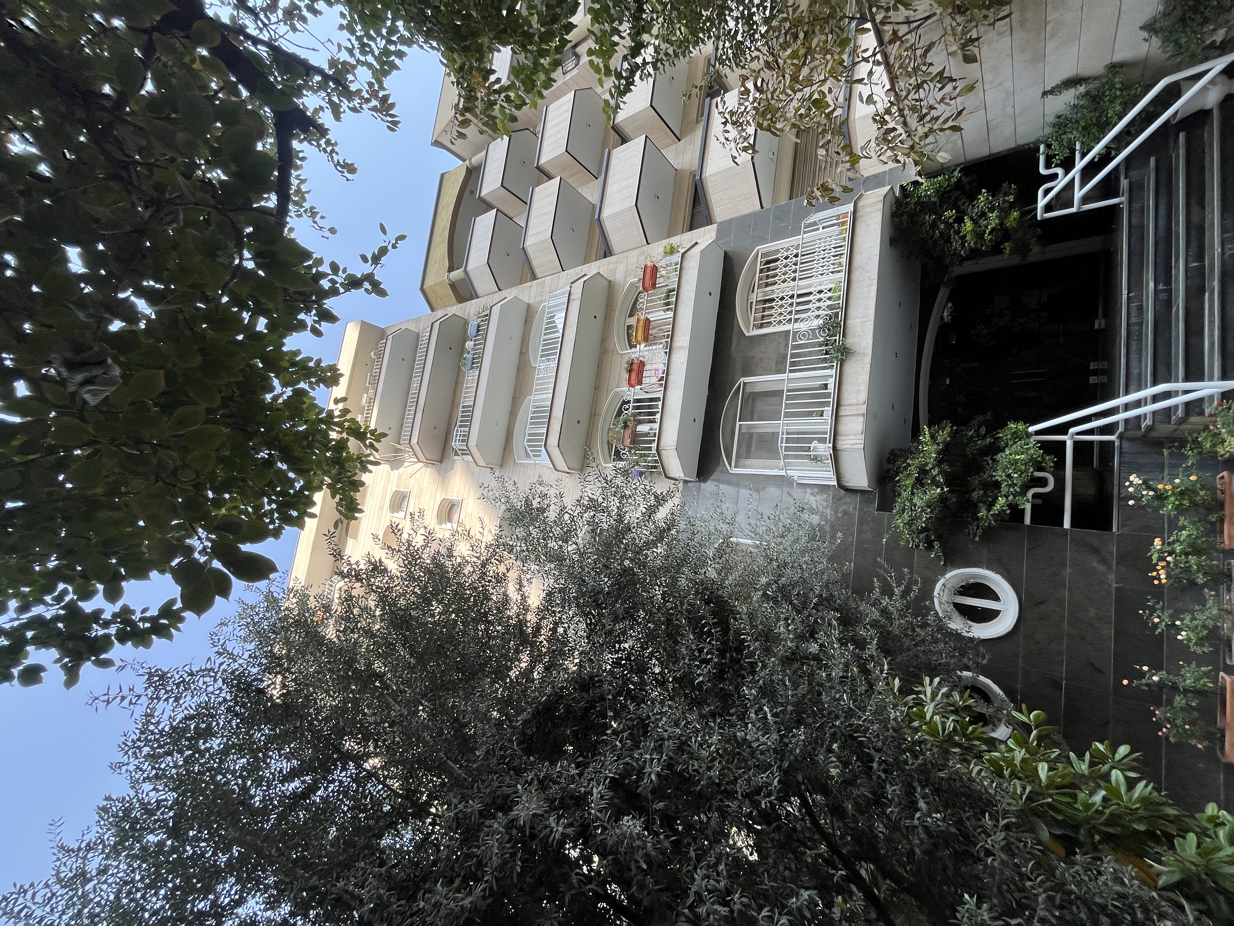 فروش آپارتمان 135 متر نیاوران 2 خواب مستر