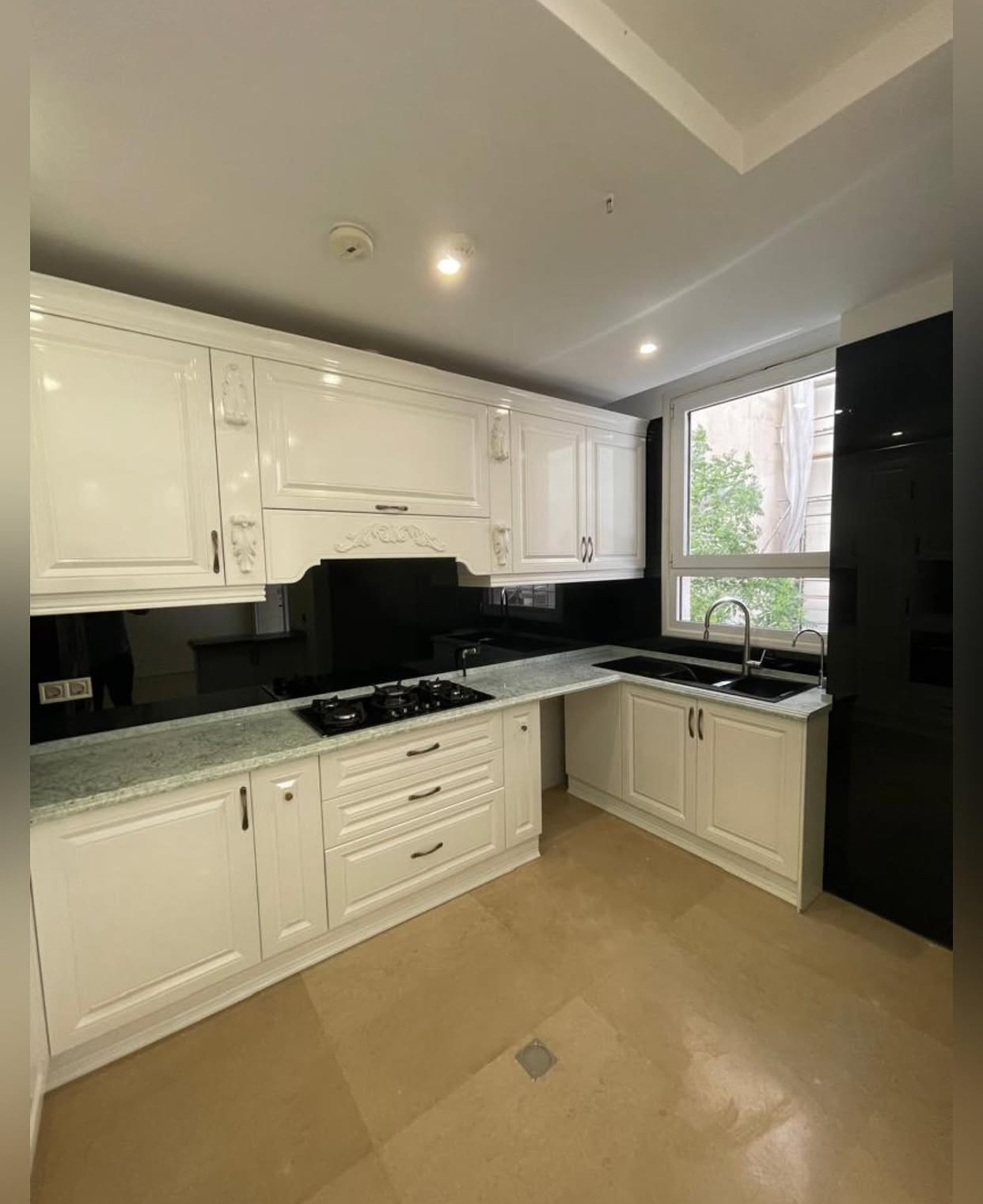 اجاره آپارتمان 130 متر دولت فول امکانات