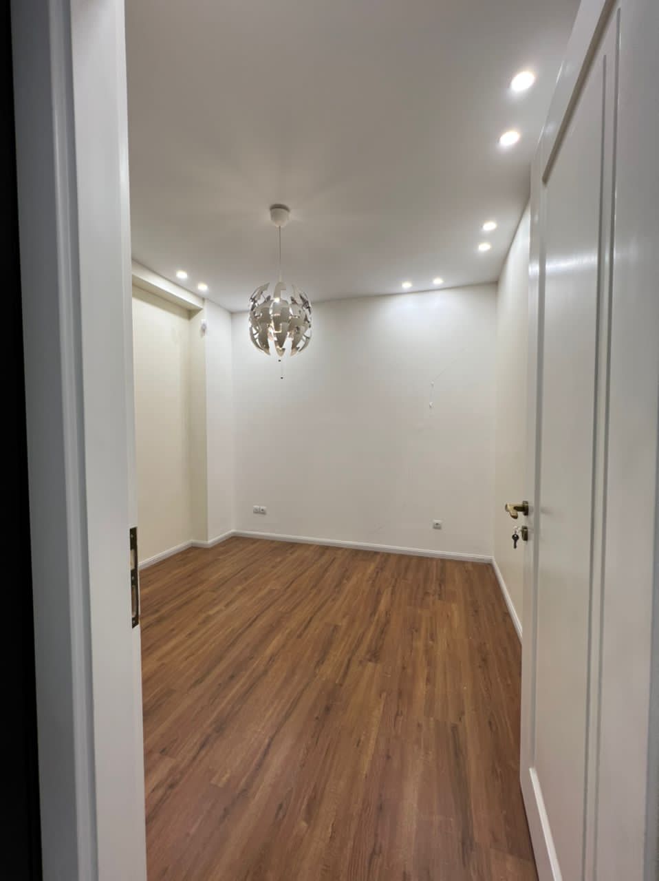 فروش آپارتمان 70 متر تاپ لوکیشن فرمانیه شرقی