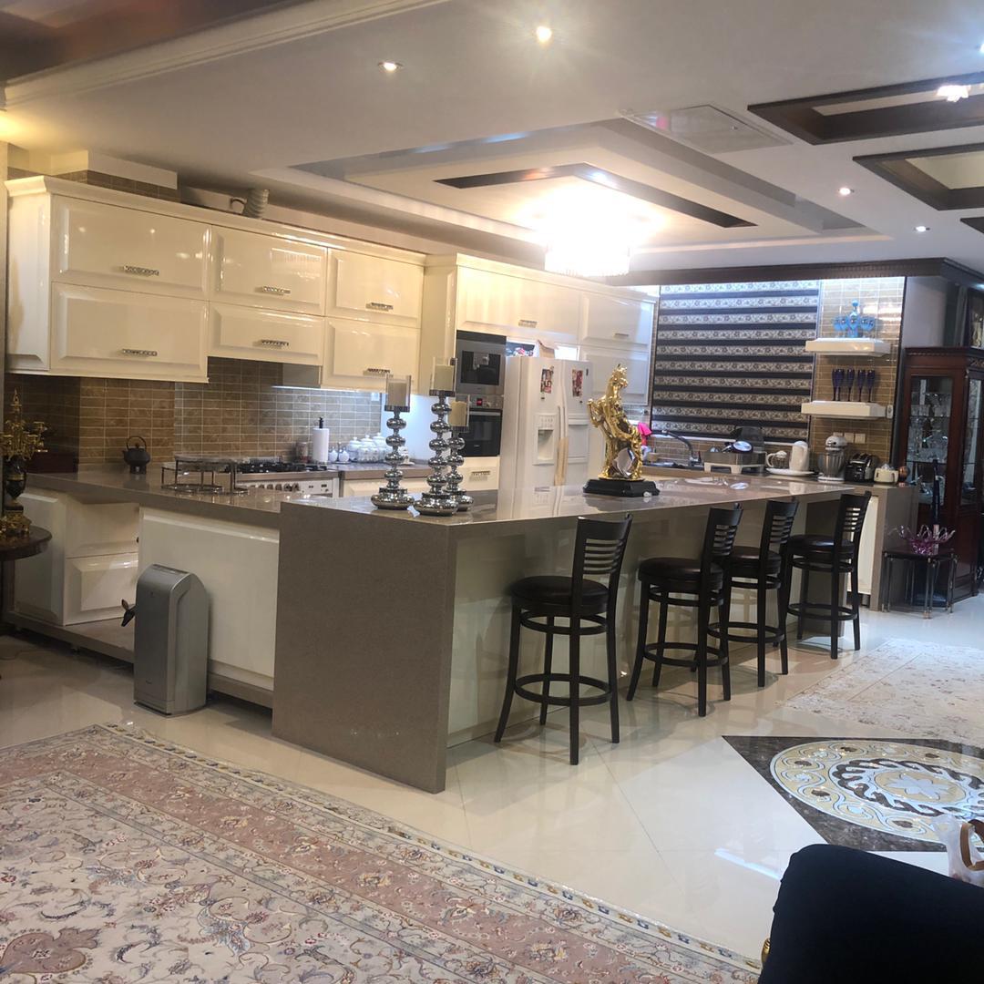 فروش آپارتمان 210 متر فرمانیه