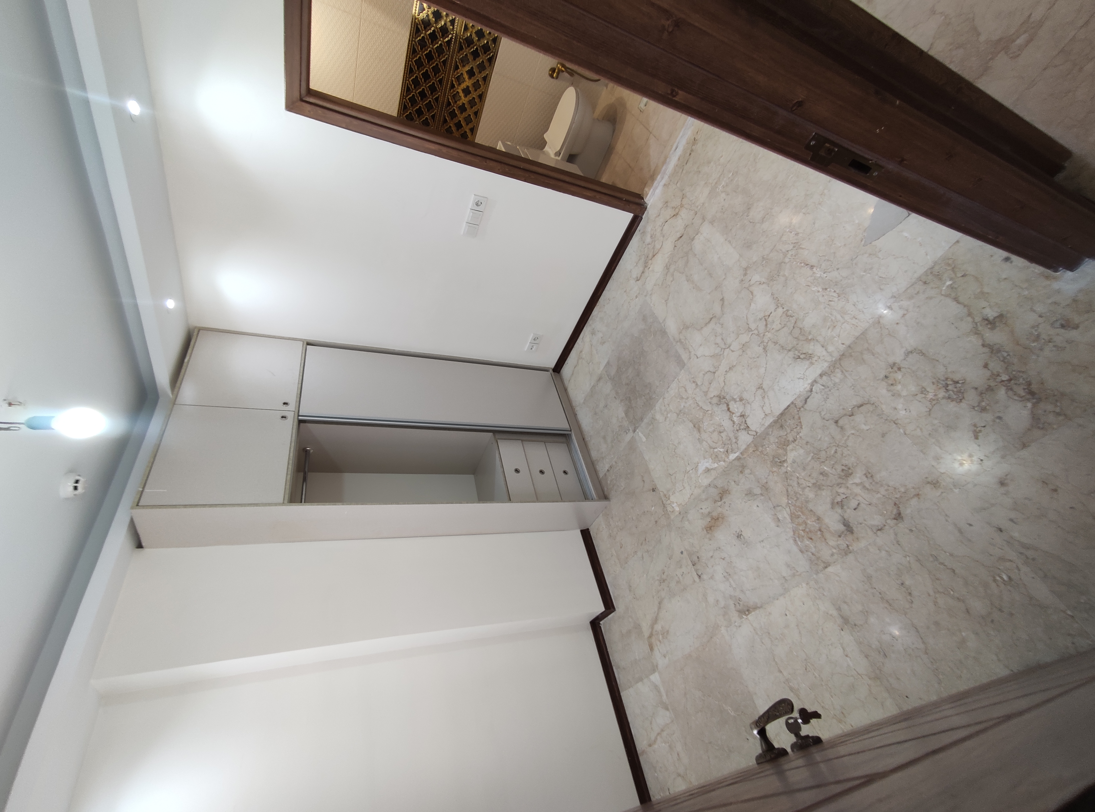 فروش آپارتمان 103 متر زرگنده کلید نخورده