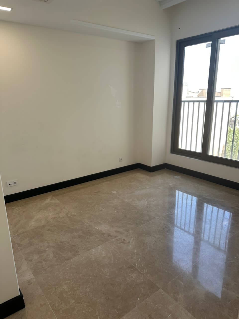 فروش آپارتمان 214 متر فرمانیه امنیت دسترسی تهاتر