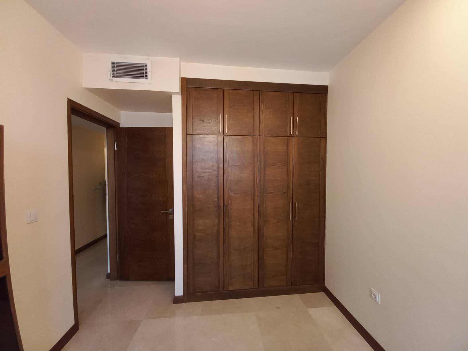 فروش آپارتمان 95 متر فرمانیه غربی تاپ لوکیشن