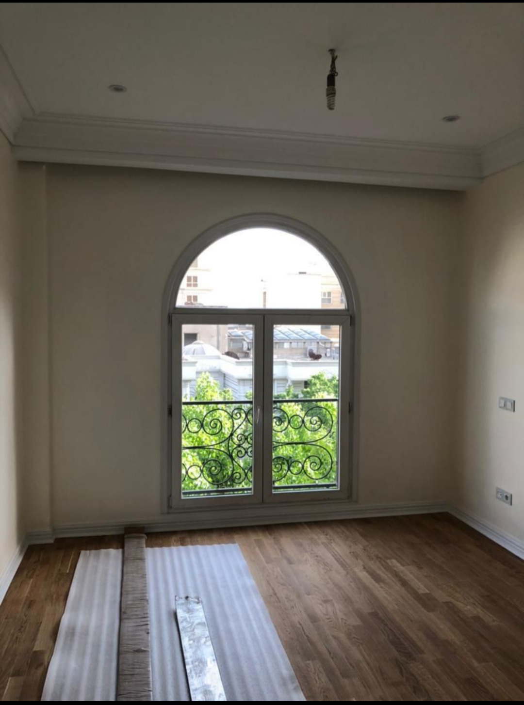 نیاوران برجباغ 198 متر دید و ویو نور و نقشه