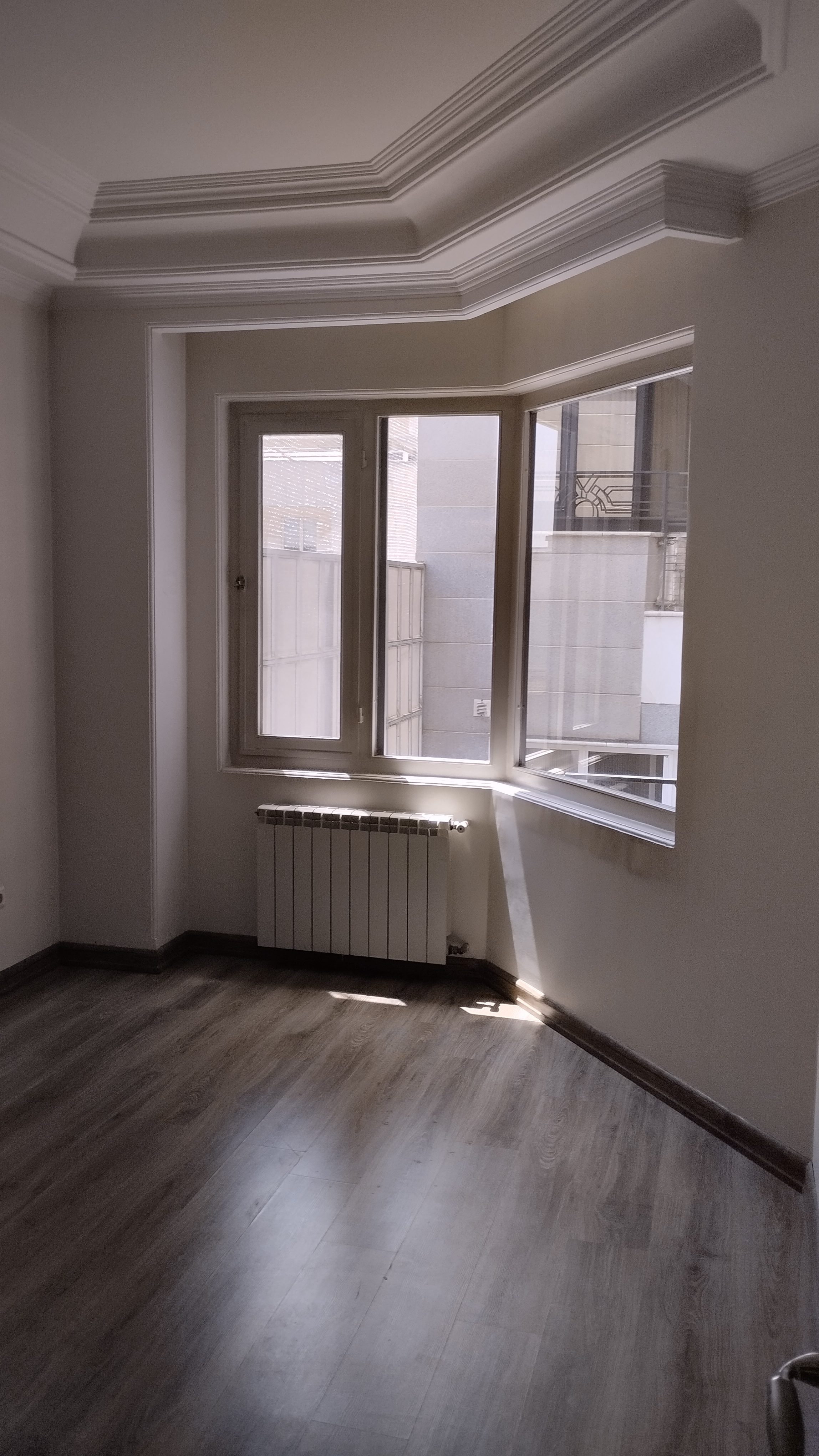 فروش آپارتمان 140 متر 3 خواب نیاوران فول امکانات احمد زمانی غربی