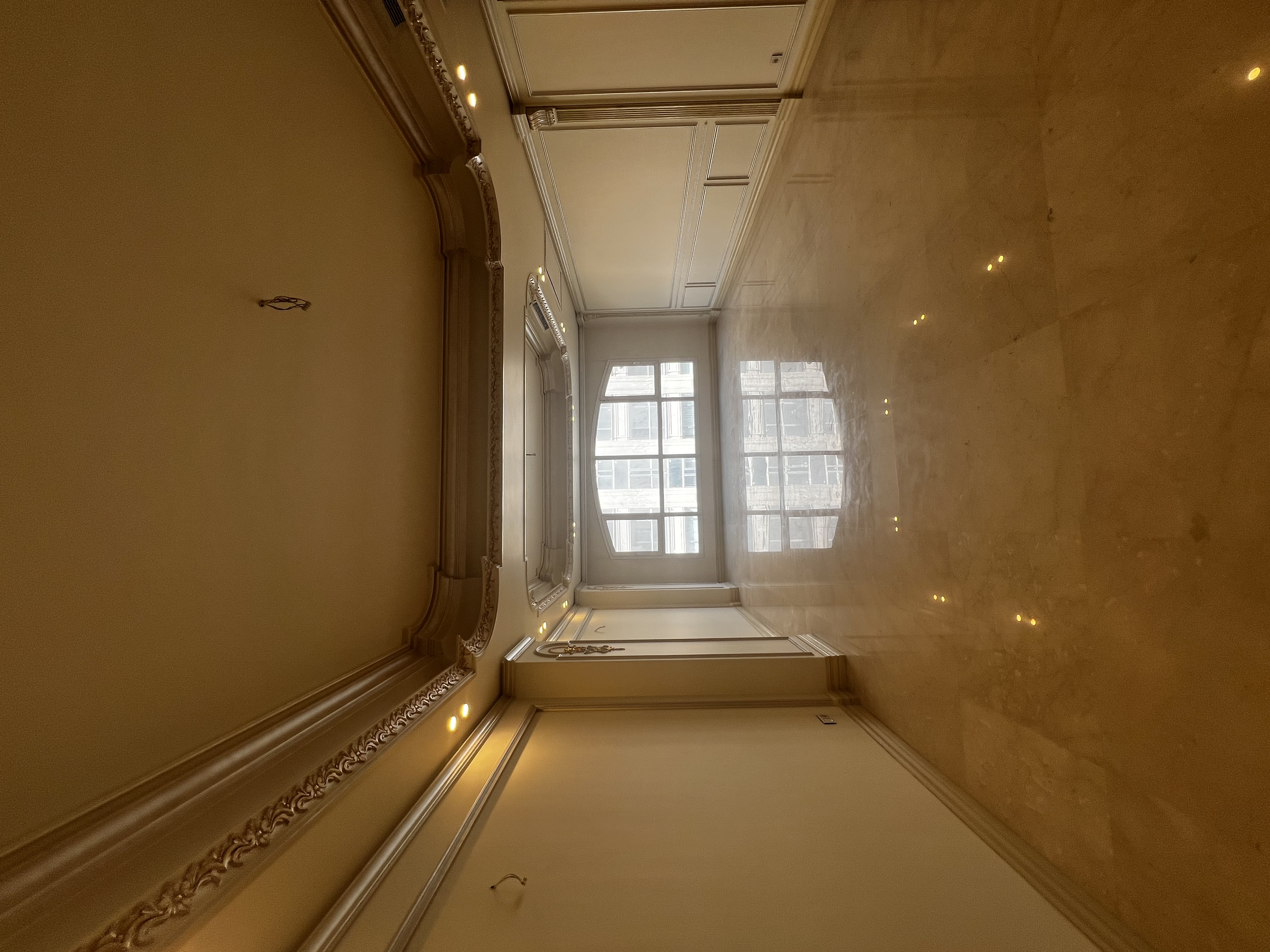 فروش 281 متر آپارتمان قلب دروس اکازیون