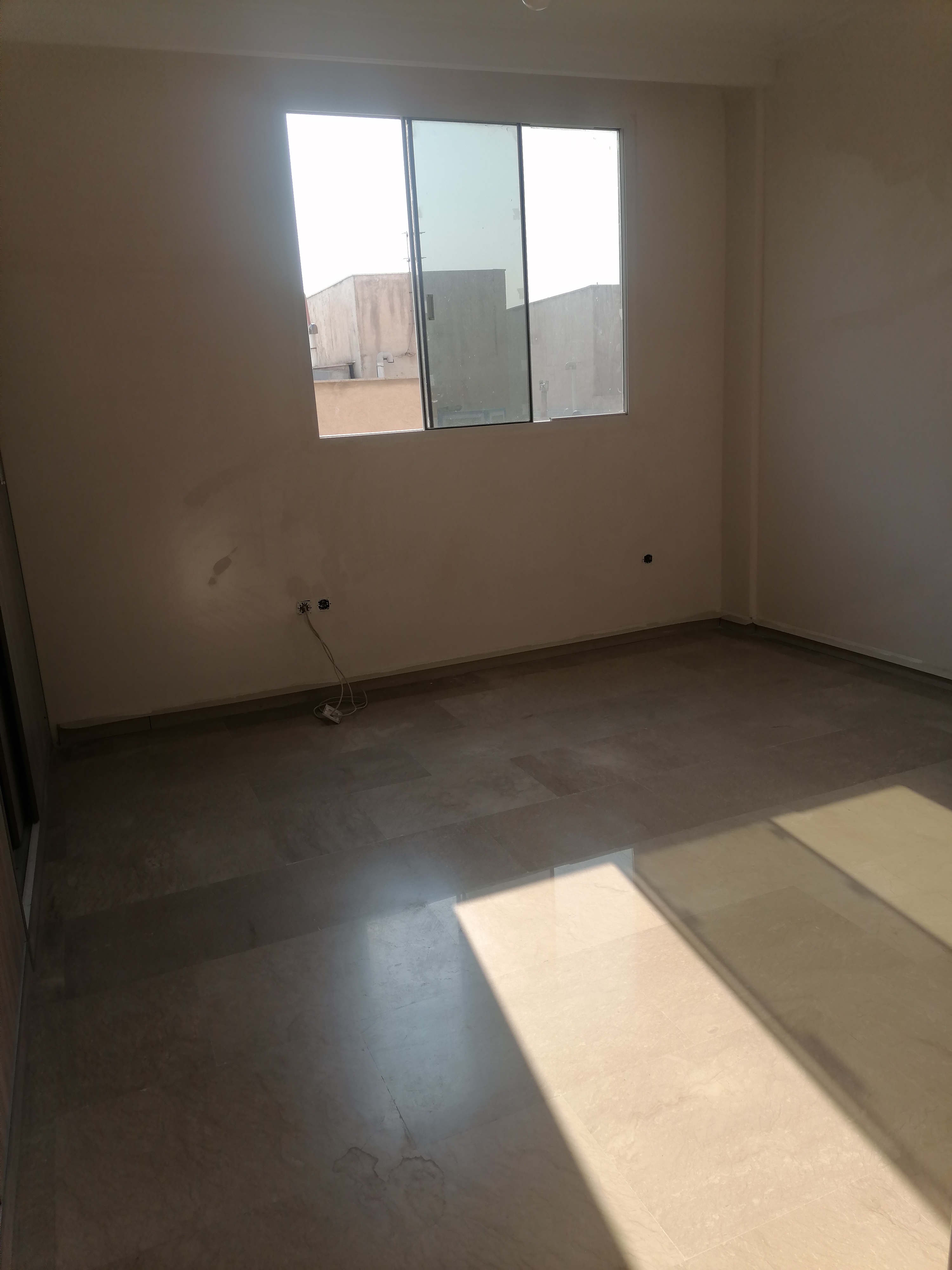 اجاره آپارتمان 135 متری در لوکیشن خوب منطقه