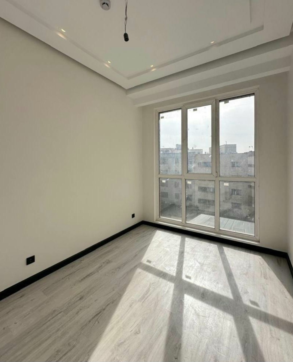 فروش آپارتمان 110 متر 2 خواب تاپ لوکیشن