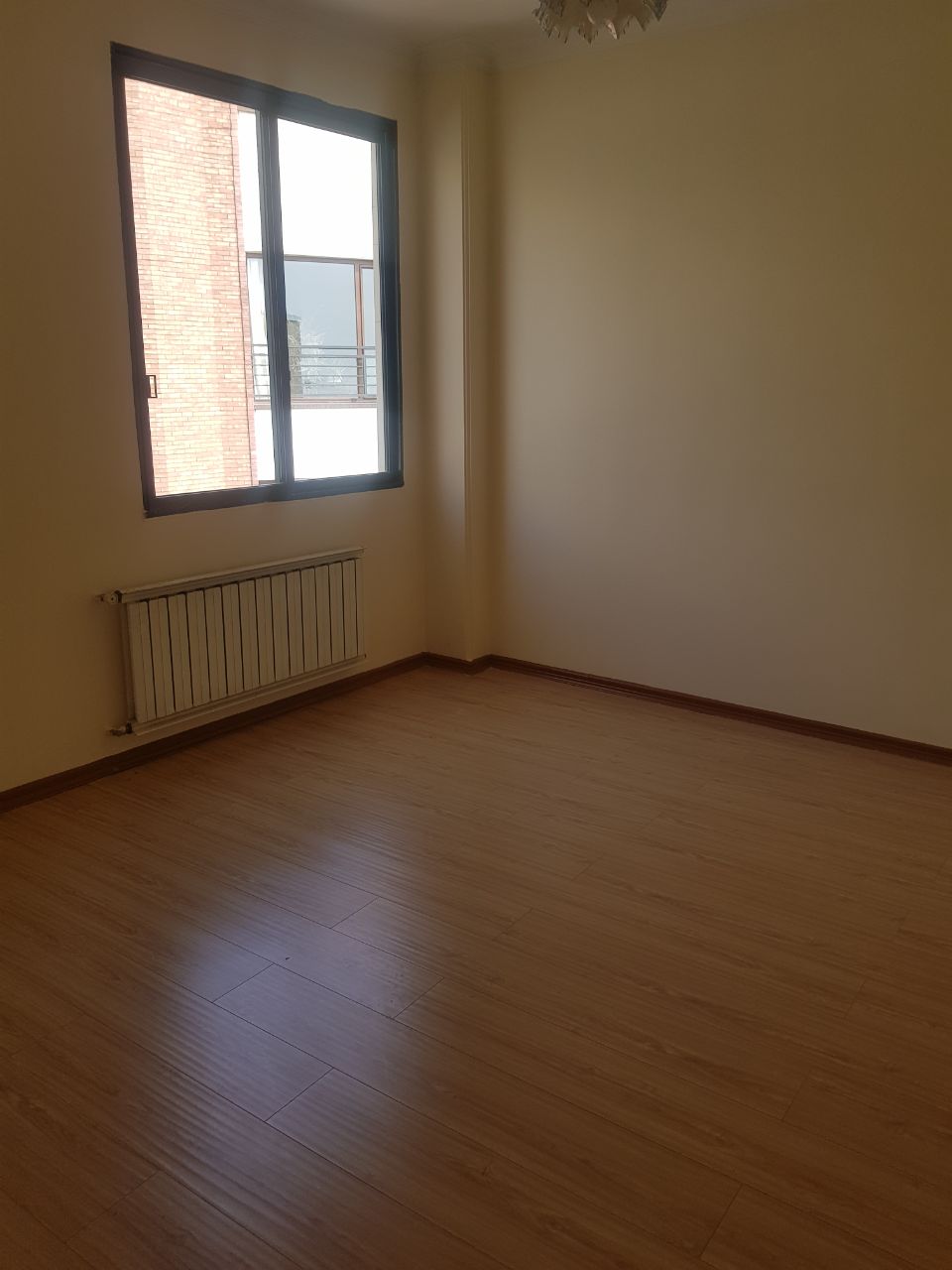 فروش آپارتمان 130 متر 2 خواب مستر فول امکانات