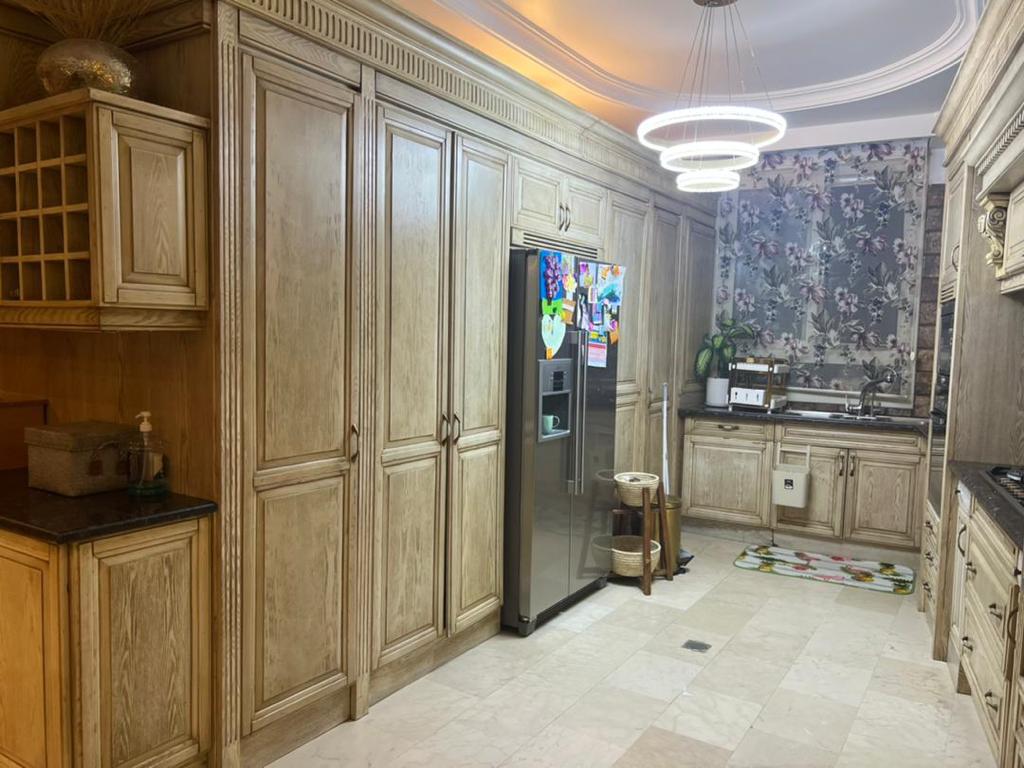 فروش  آپارتمان 200متر نیاوران