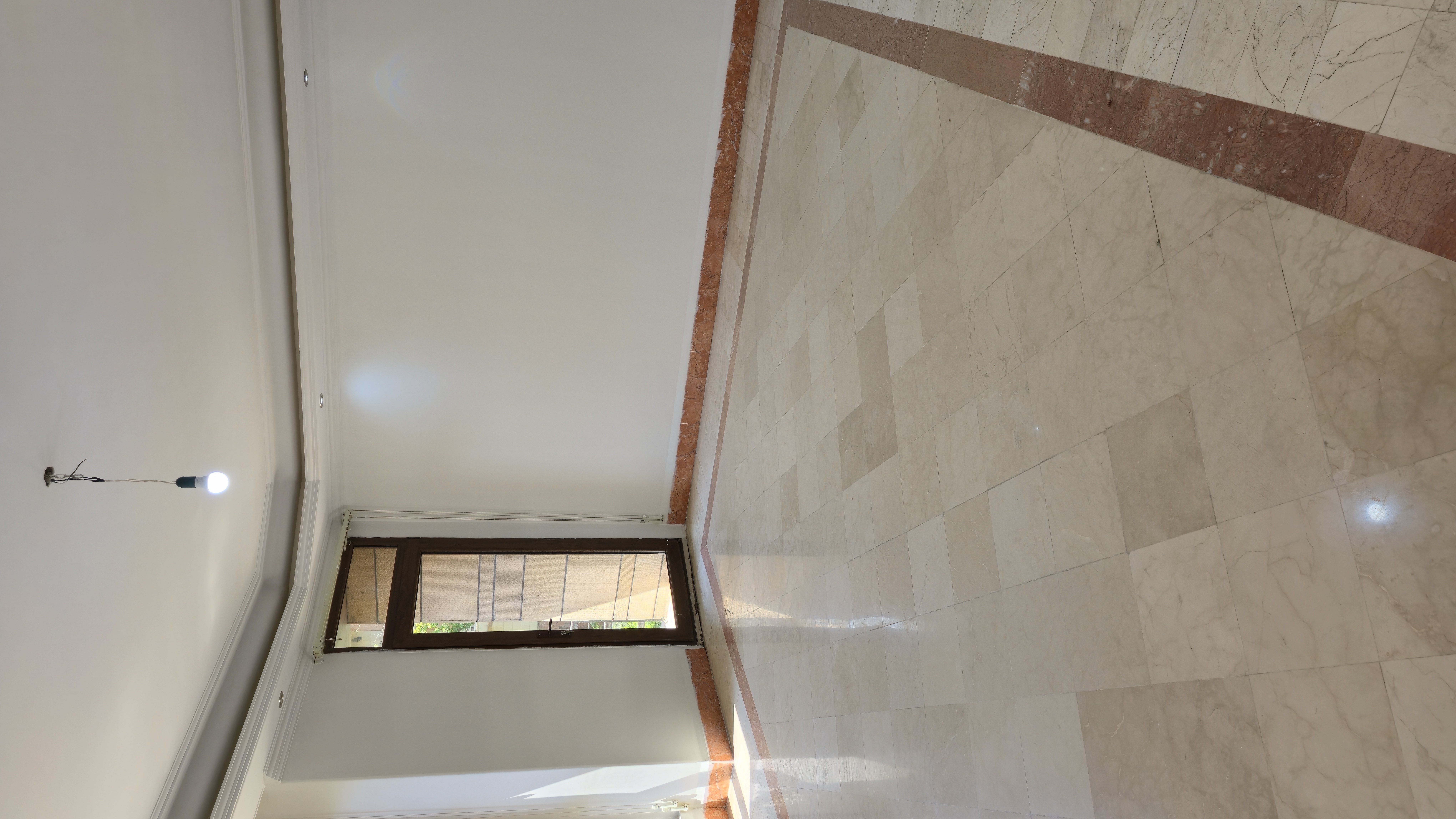 فروش 138 متر آپارتمان جهانتاب نورگیر مستقیم