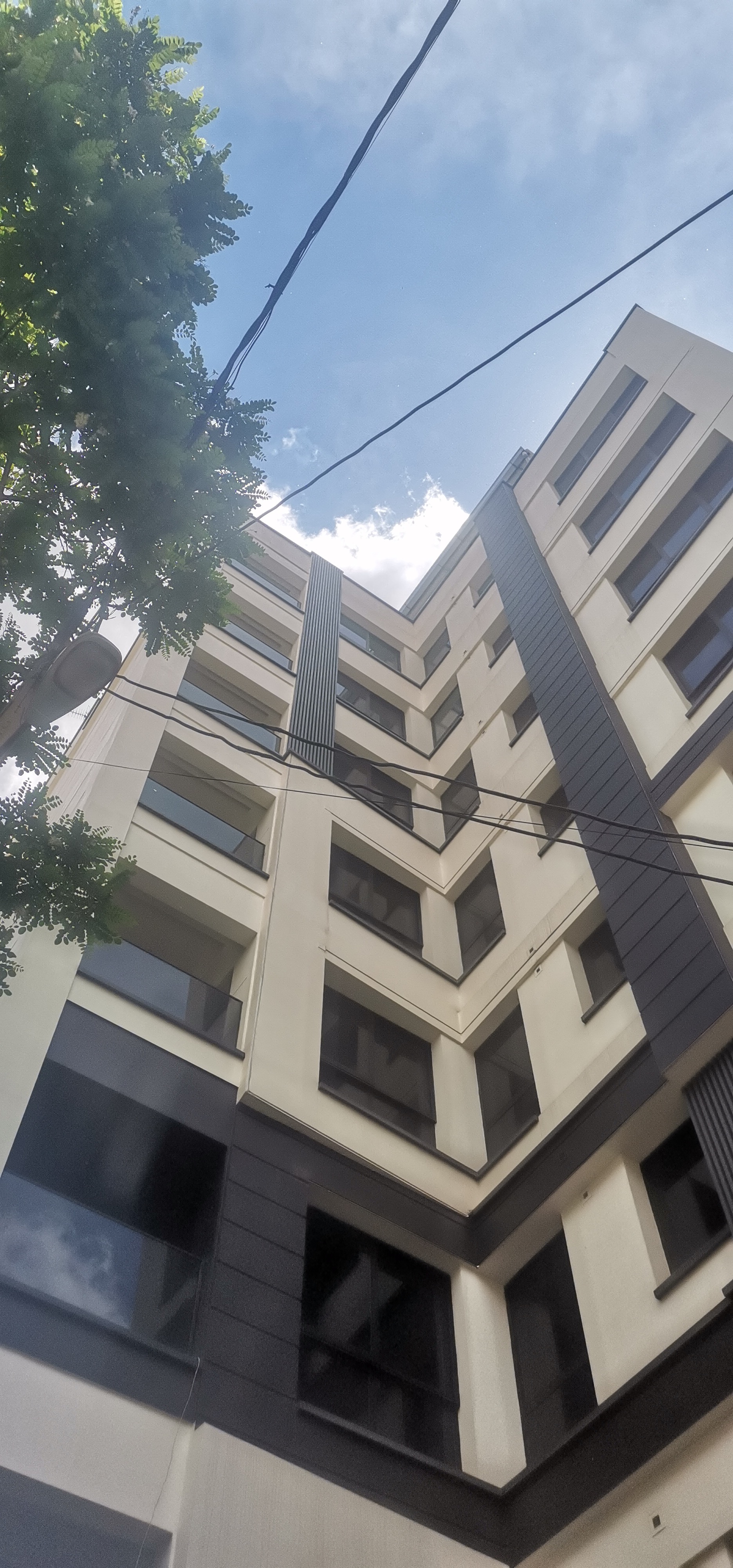 اجاره آپارتمان 200 متر نیاوارن تاپ لوکیشن