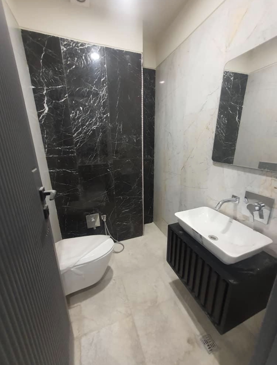 اجاره اپارتمان سه خواب فرمانیه فول امکانات