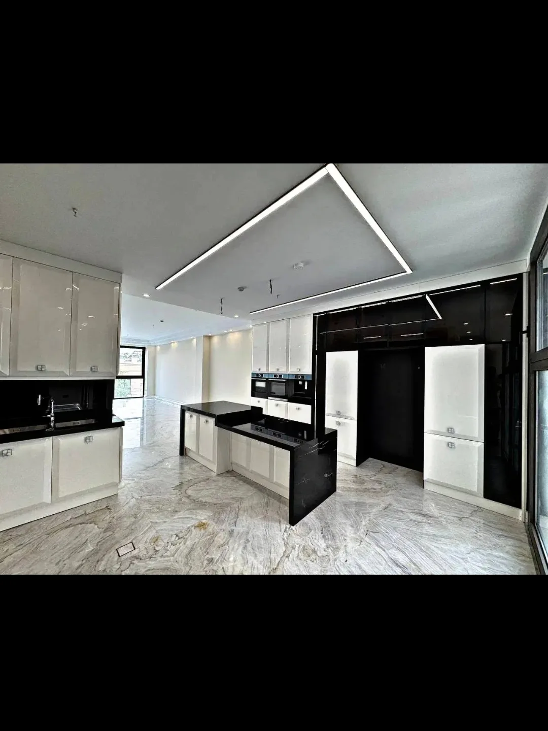 فروش آپارتمان 250 متر دروس وارسته فول مشاعات هتلینگ