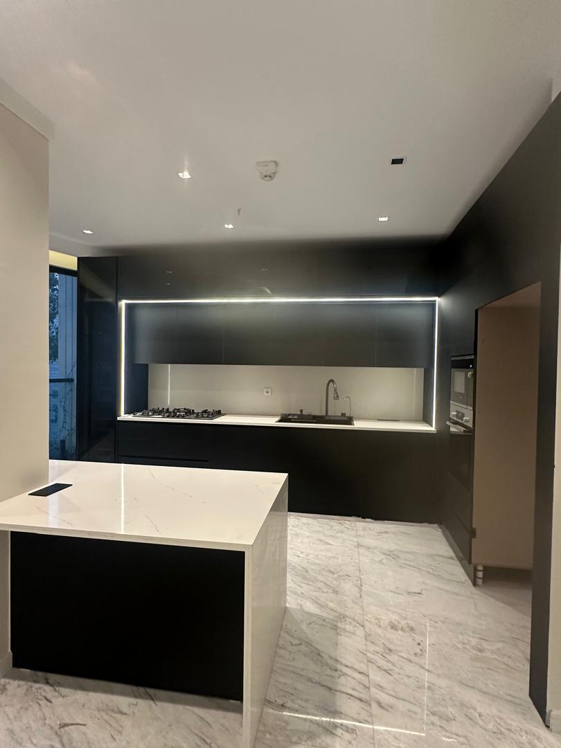 فروش آپارتمان 170 متر فرمانیه فول مشاعات ویو جنوب