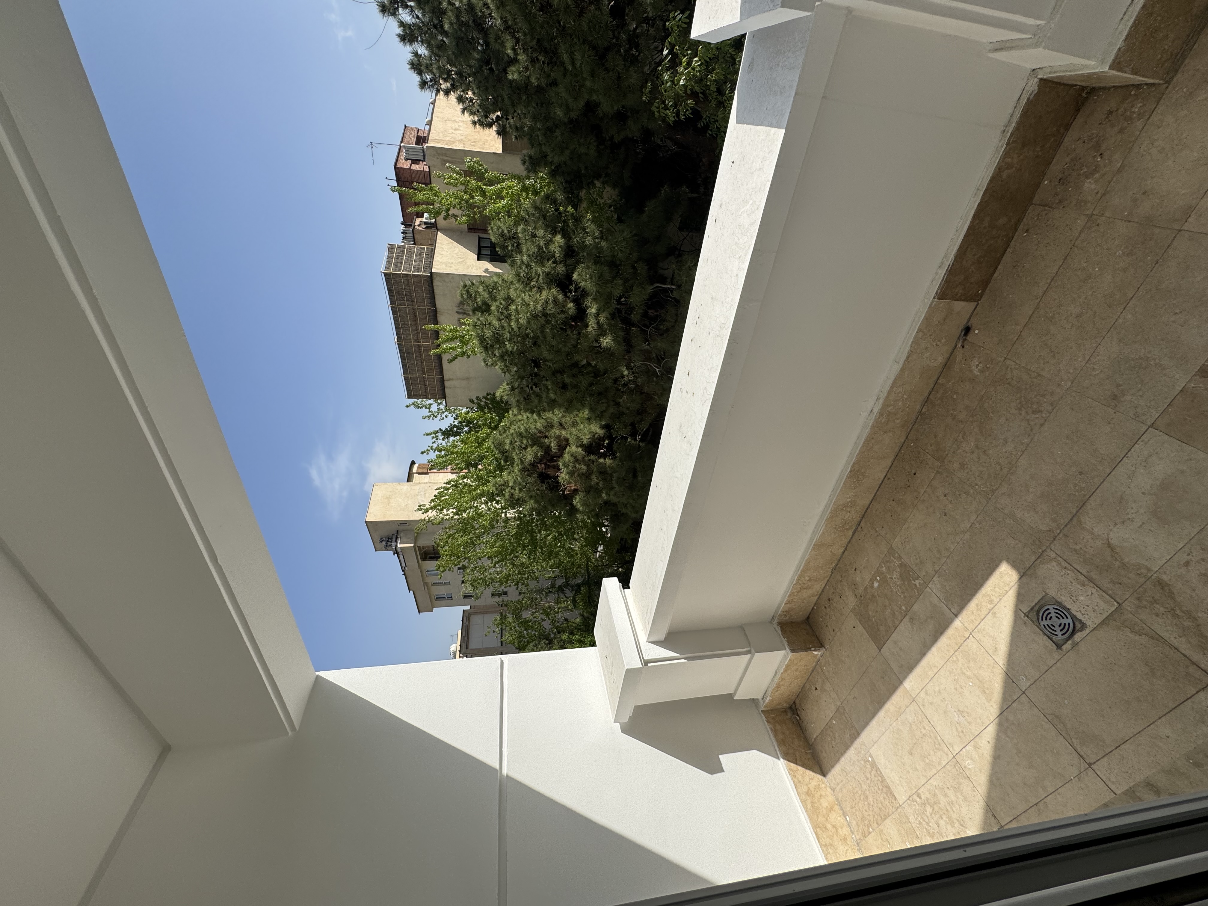 فروش آپارتمان 185متر دزاشیب فول مشاعات