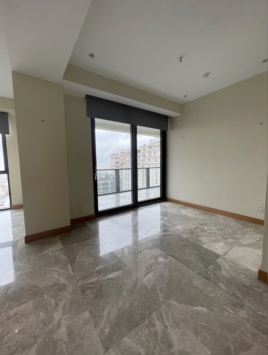 اجاره آپارتمان 250متر نیاوران 3مستر فول‌مشاعات