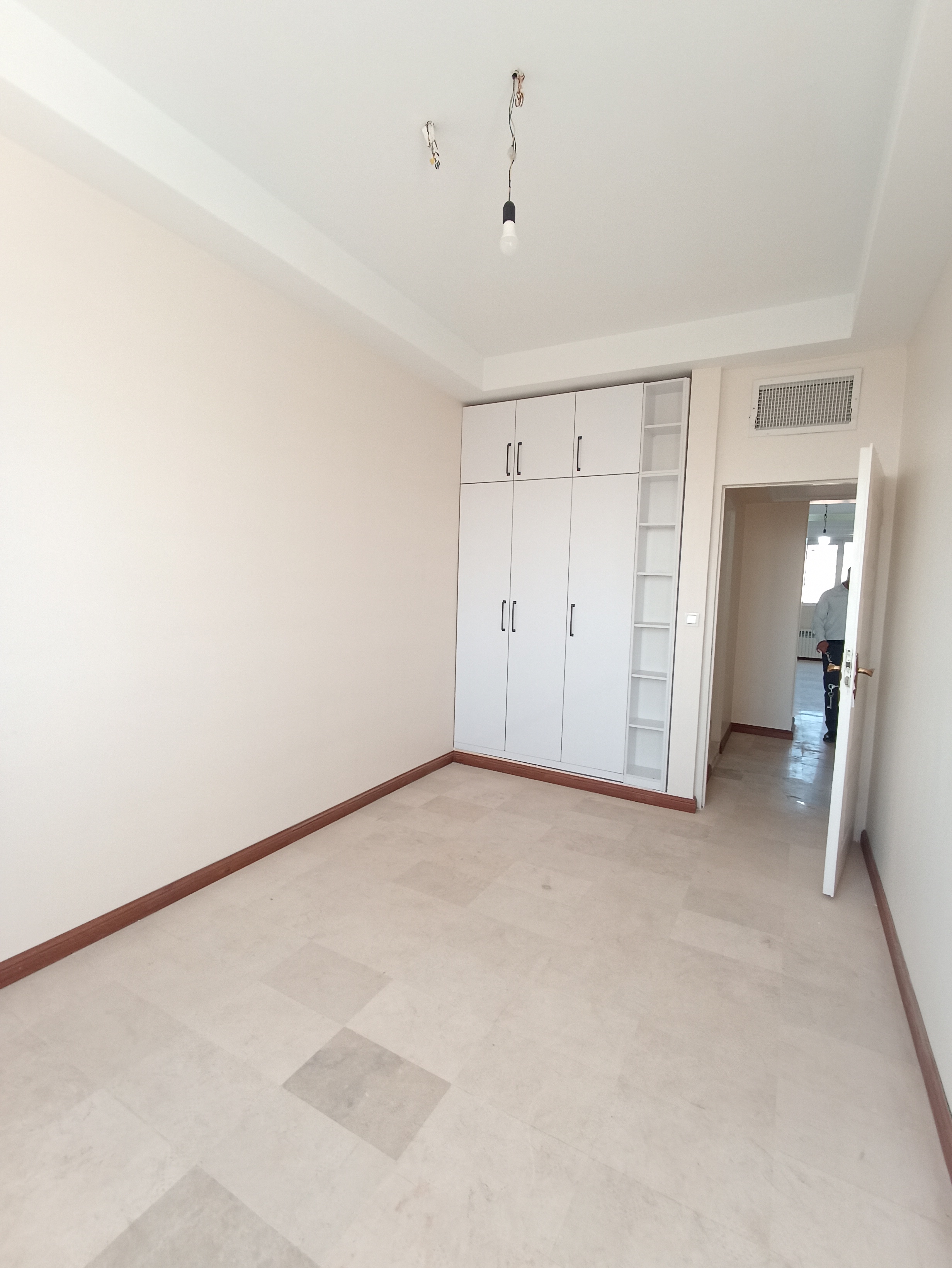 رهن و اجاره آپارتمان 110 متری 2 خواب نارمک تاپ لوکیشن