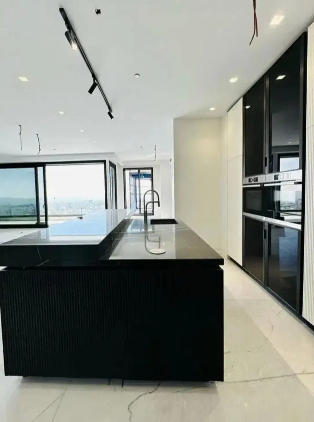 فروش آپارتمان 270 متر نیاوران تکوااحدی ابرلاکچری