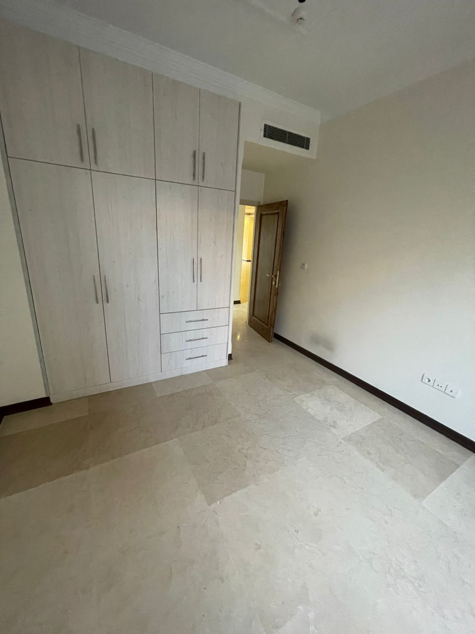 فروش آپارتمان در دربند