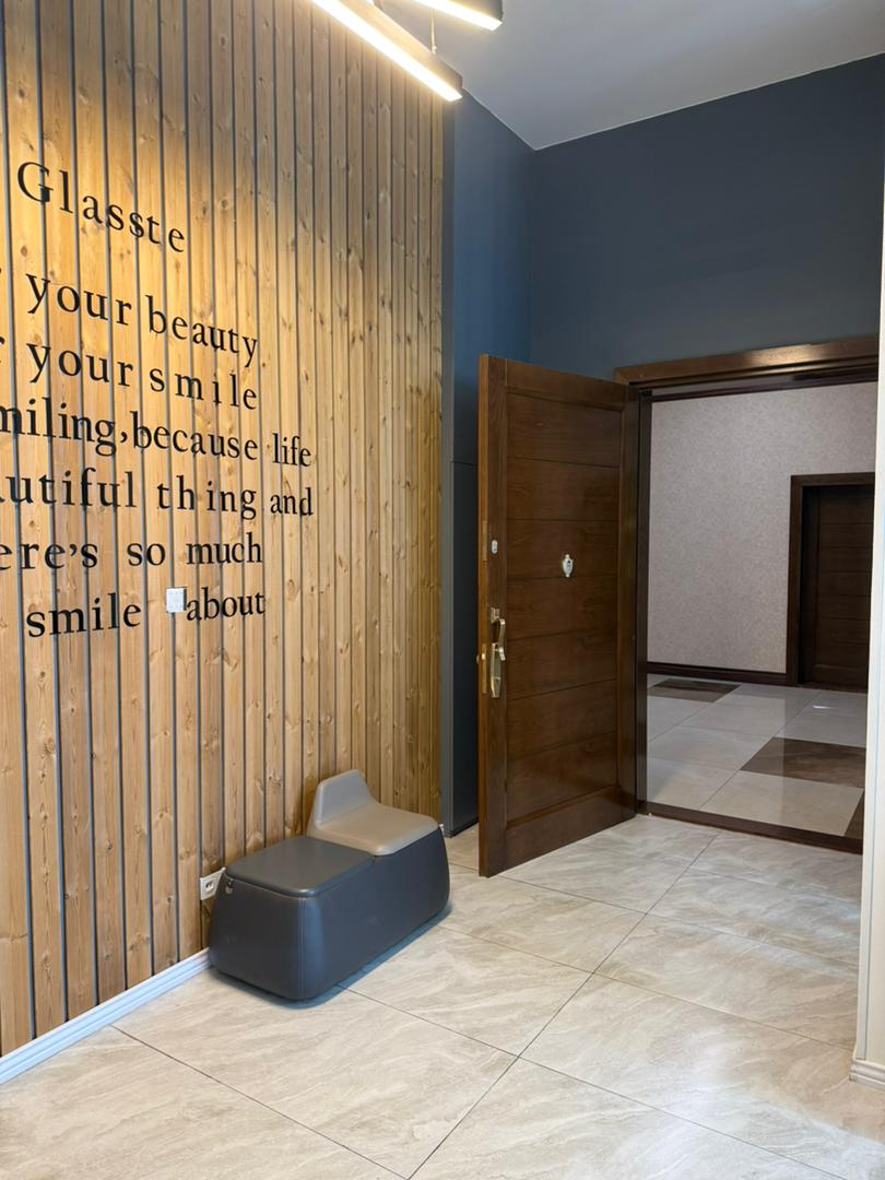 اجاره اداری 200 متر فرمانیه مجتمع حیات سبز