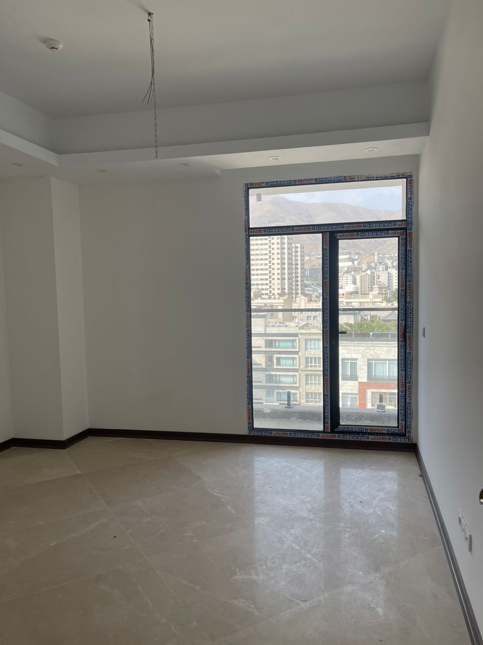 فروش آپارتمان 90 متر سوهانک نوساز ویو دار