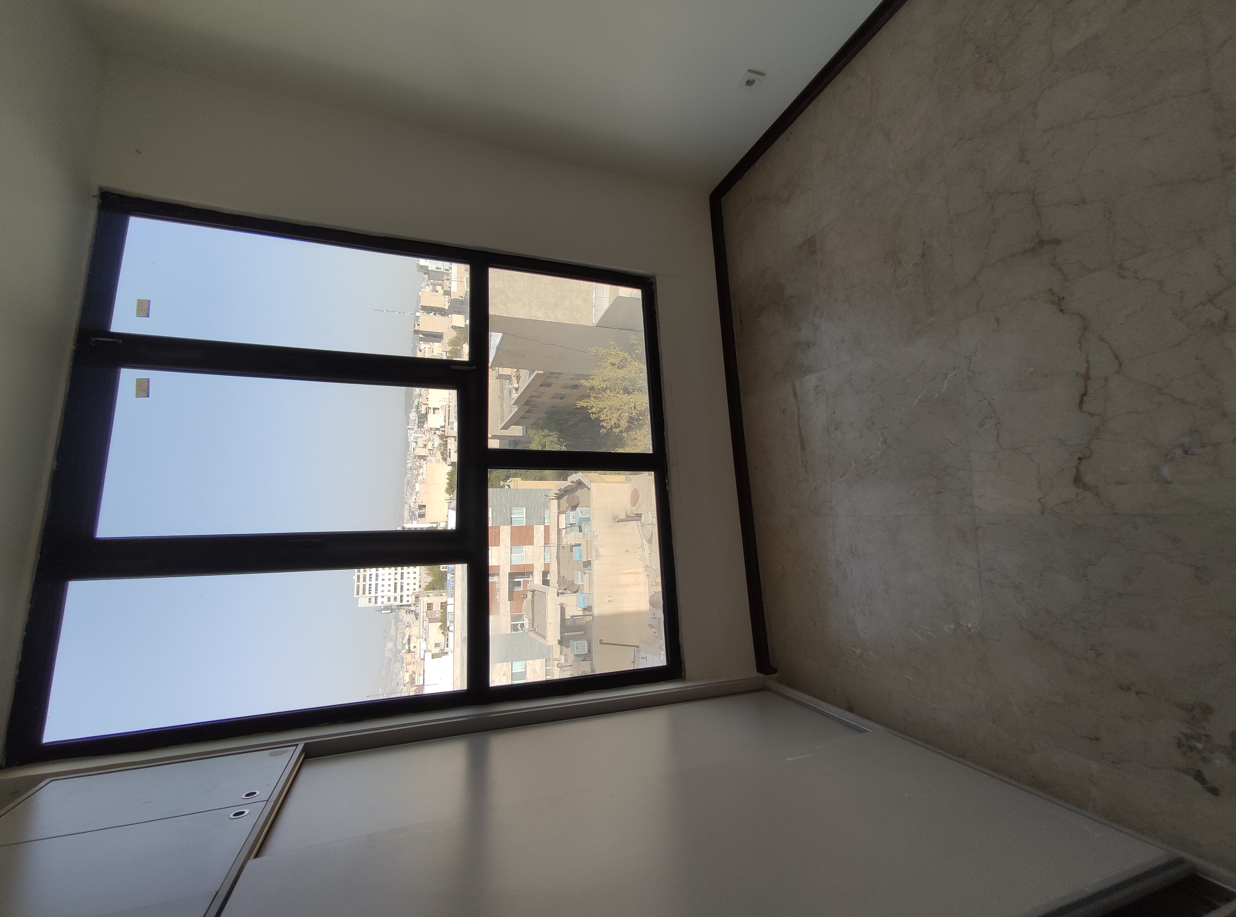 فروش آپارتمان 103 متر زرگنده کلید نخورده