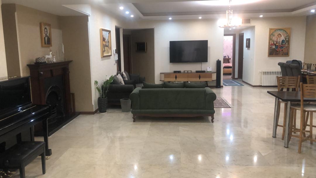 اجاره اپارتمان 200متری نیاوران