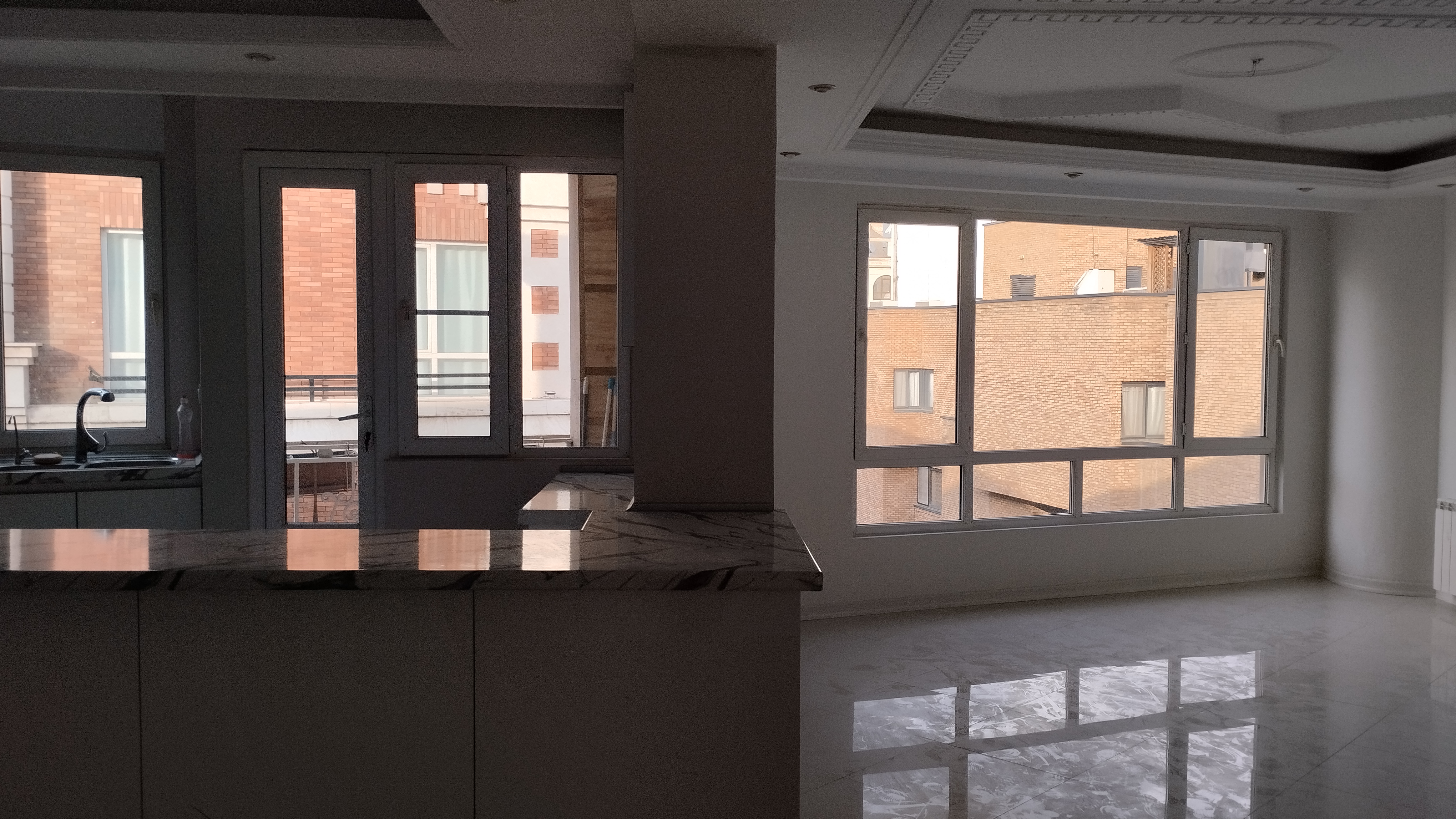 فروش آپارتمان 140 متر نیاوران 3 خواب 2 پارکینگ سندی